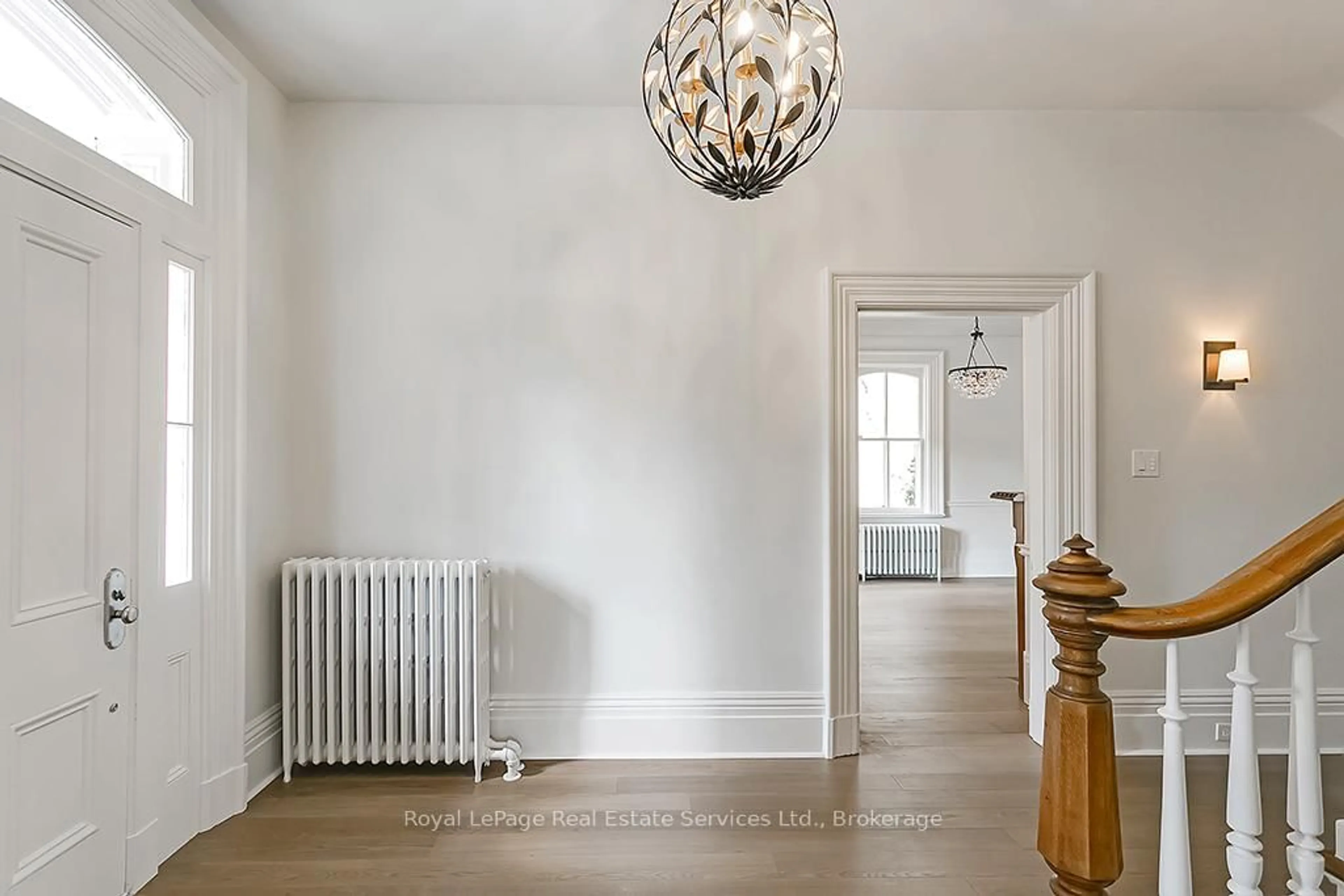 Unknown for 349 Trafalgar Rd, Oakville Ontario L6J 3H3