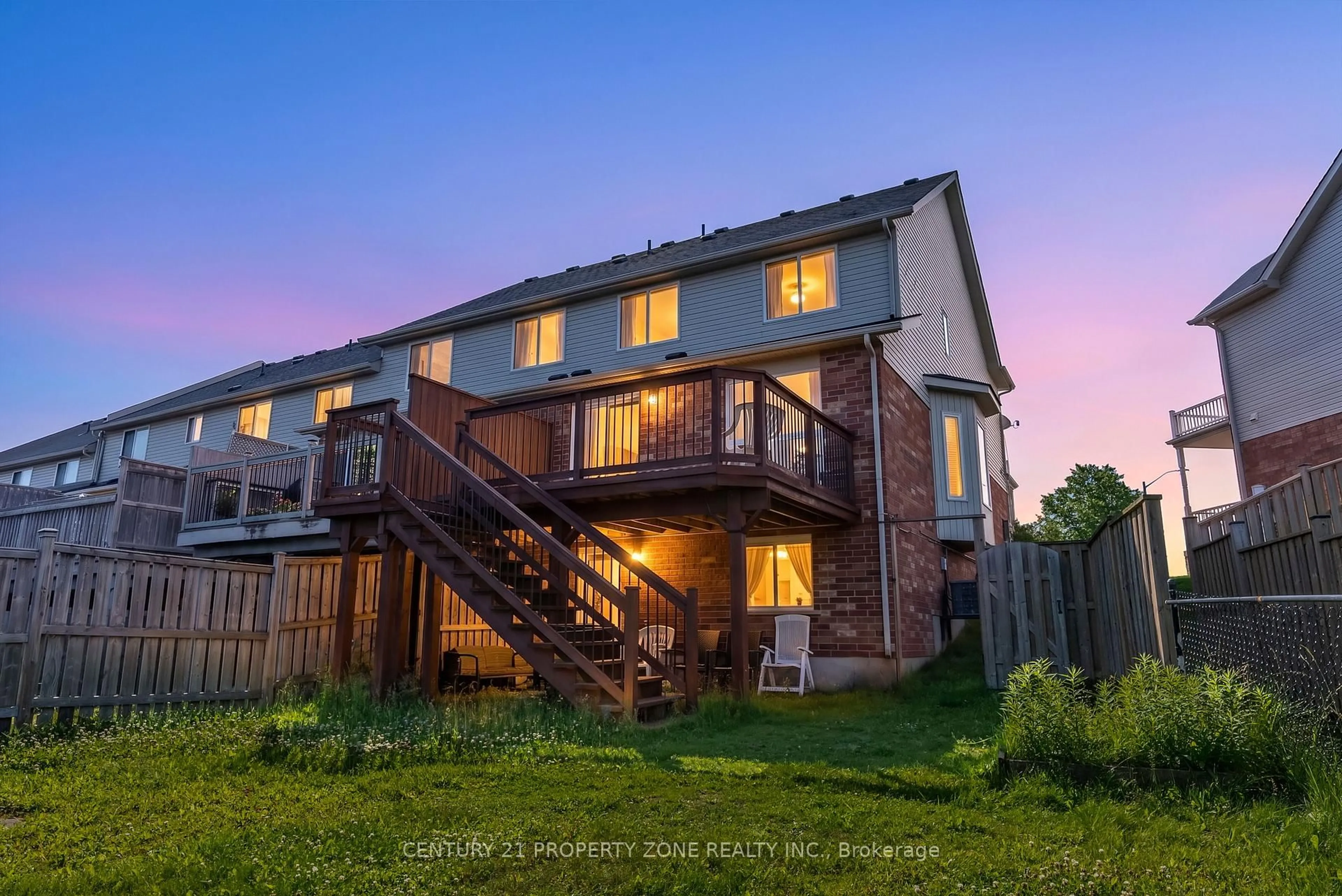 A pic from outside/outdoor area/front of a property/back of a property/a pic from drone, unknown for 75 Benjamin Cres, Orangeville Ontario L9W 0V1