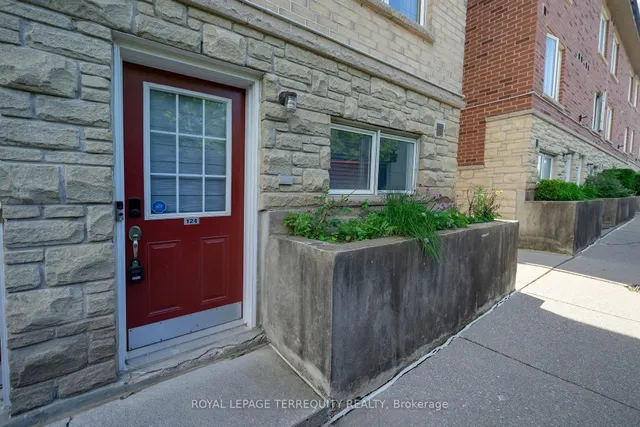 75 Turntable Cres #124, Toronto 4