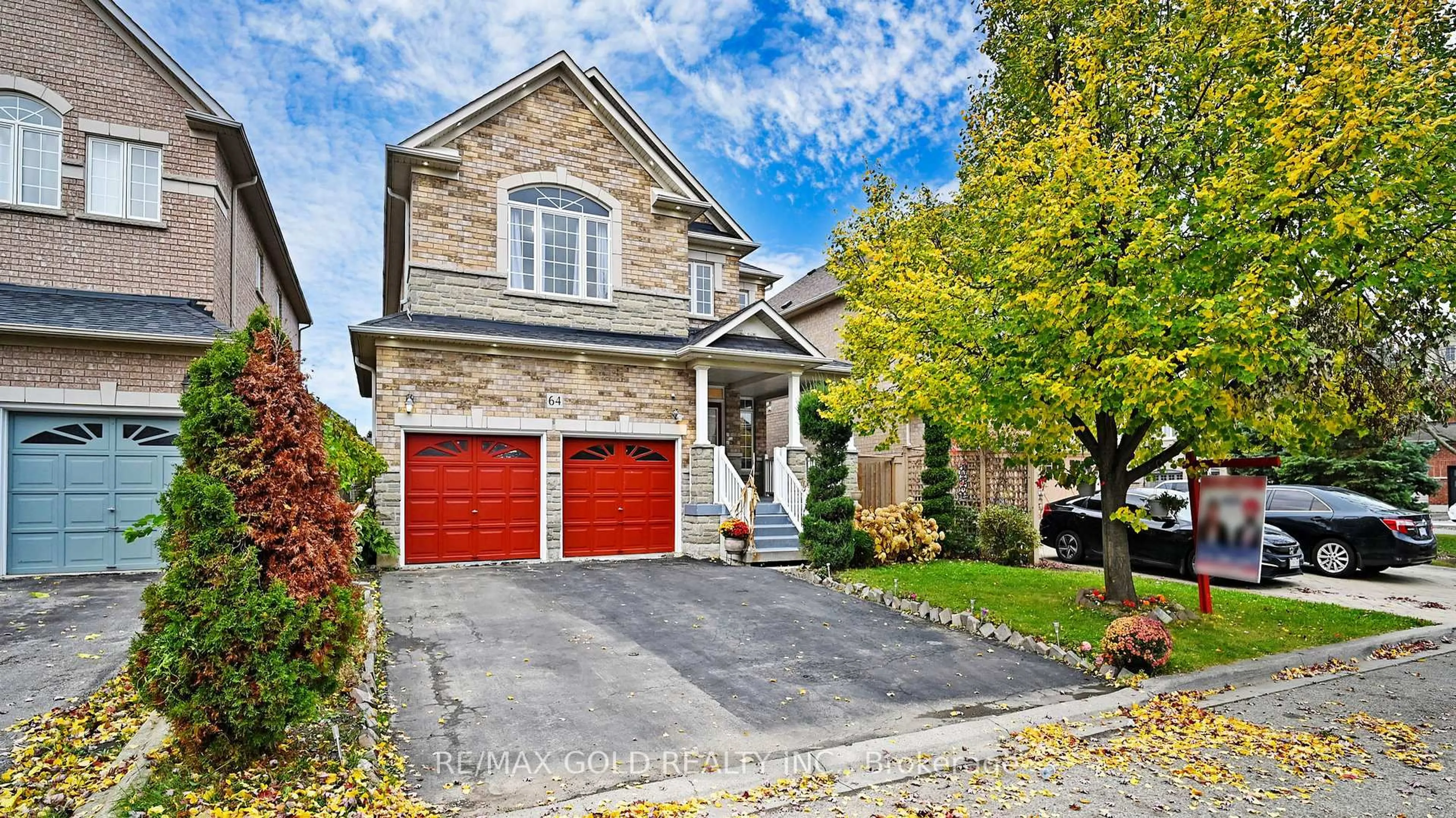 Home with brick exterior material, street for 64 Prue Crt, Brampton Ontario L6P 1P8