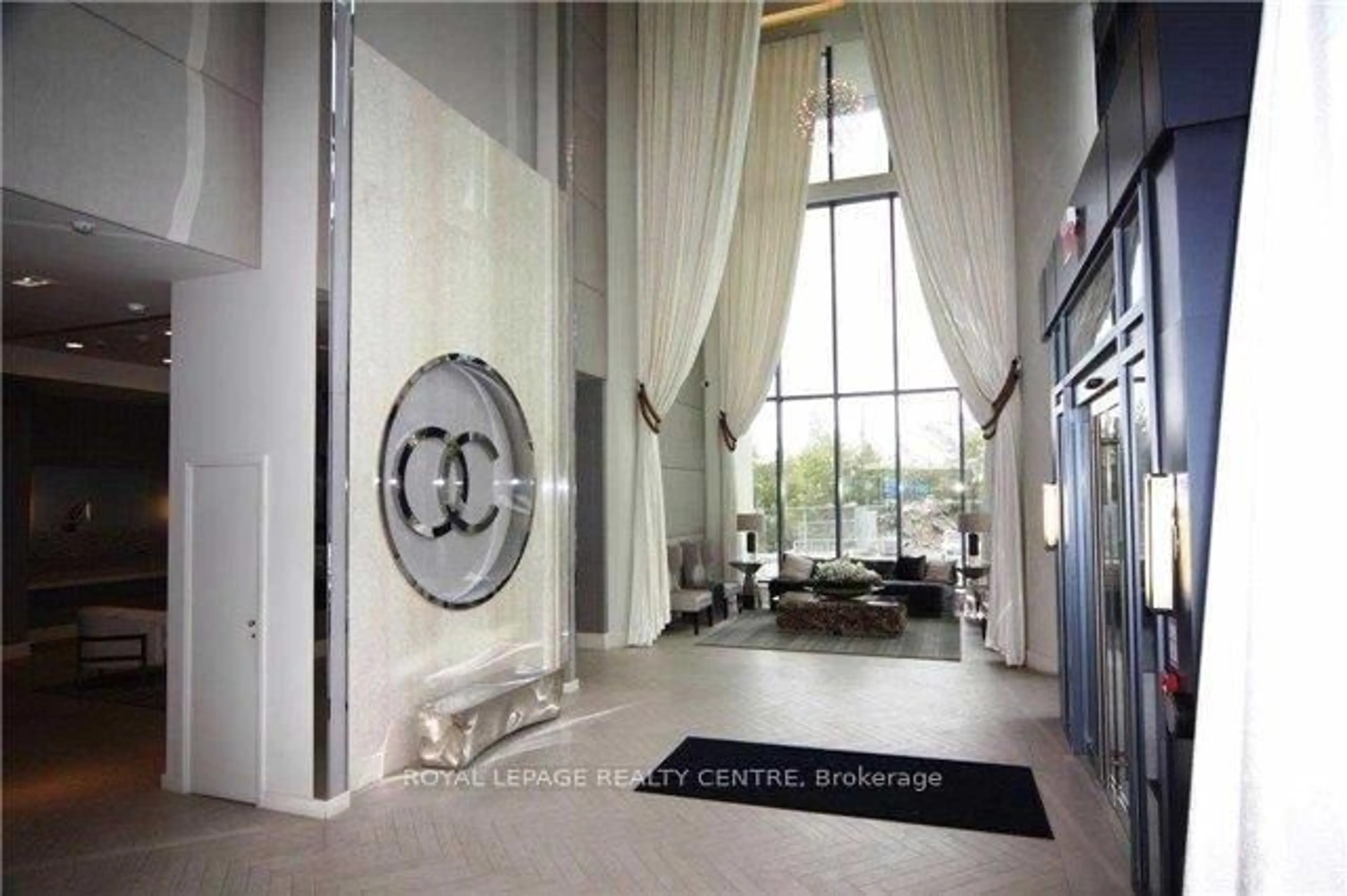Indoor foyer for 59 Annie Craig Dr #3502, Toronto Ontario M8V 0C4