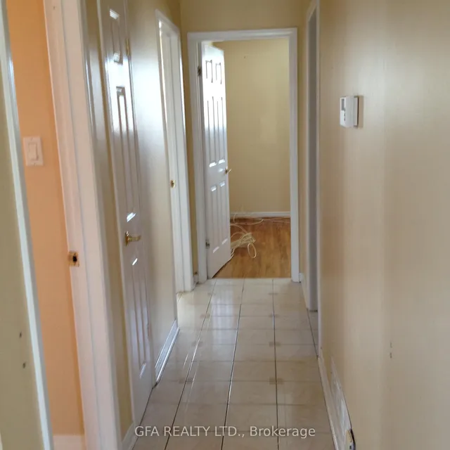 30 Reigate Ave, Brampton 5