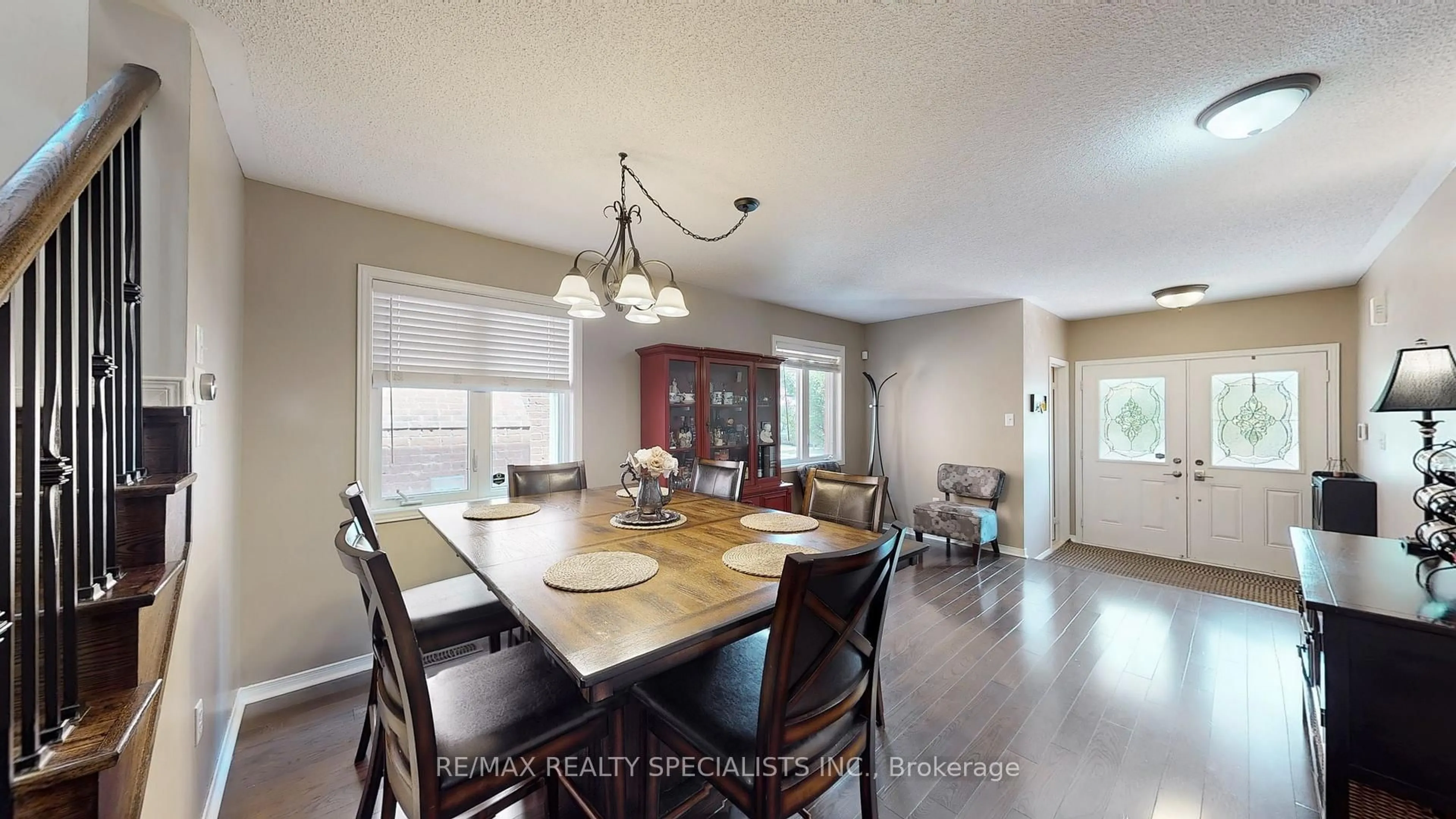 Dining room, unknown for 482 Grant Way, Milton Ontario L9T 0S8