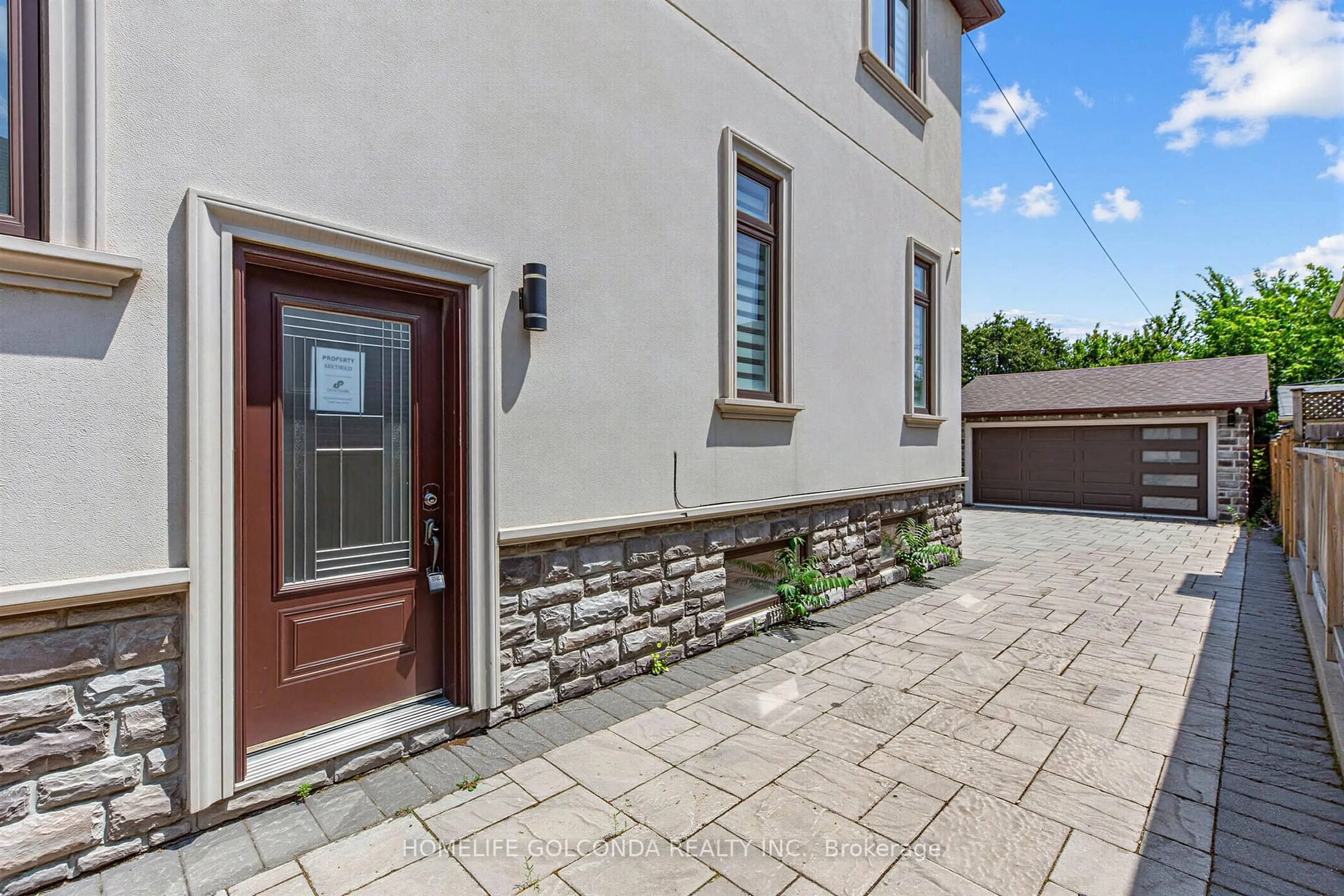 Unknown for 67 Mcadam Ave, Toronto Ontario M6A 1S6