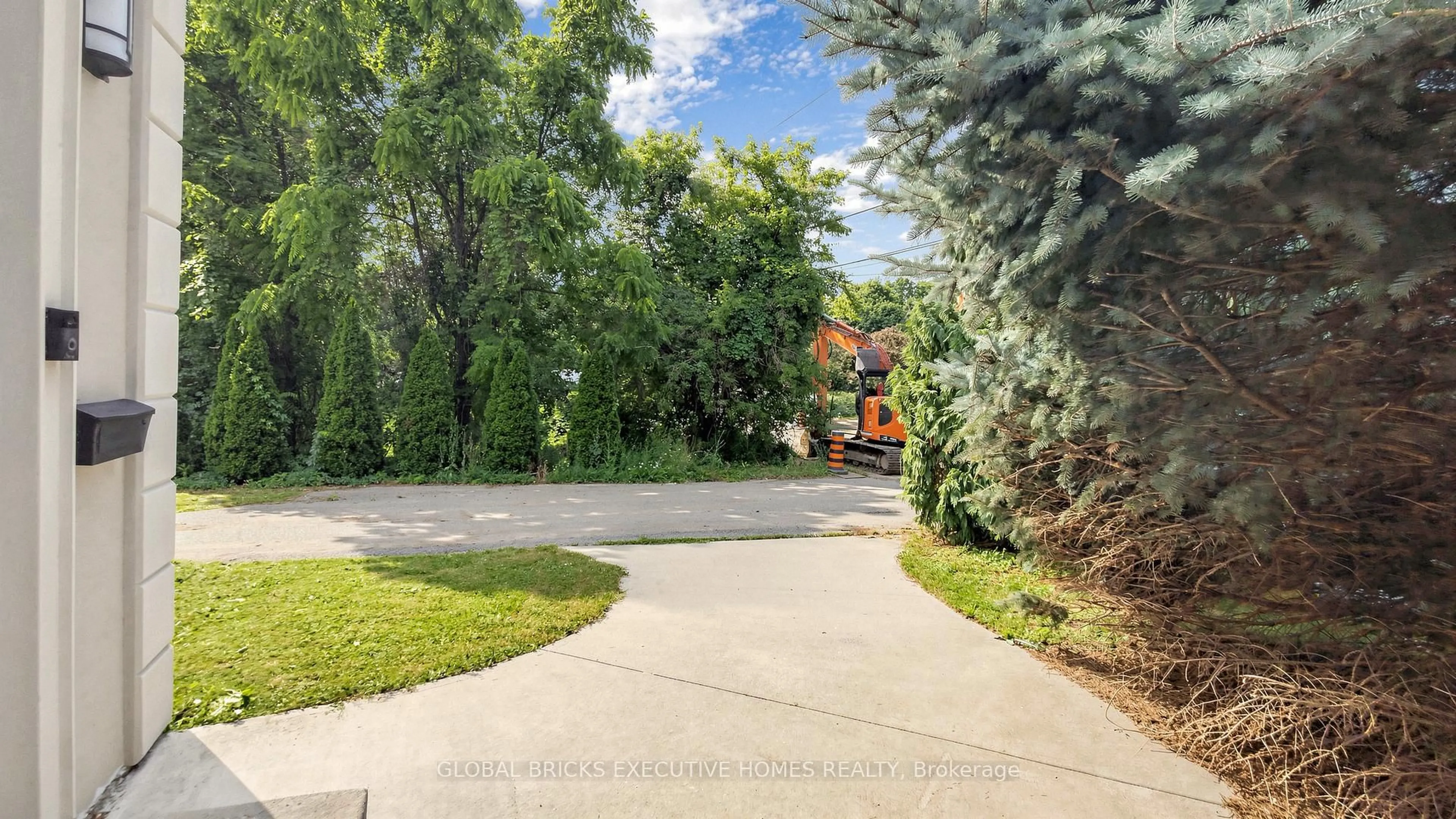Unknown for 33 Ann St, Halton Hills Ontario L7G 2V3