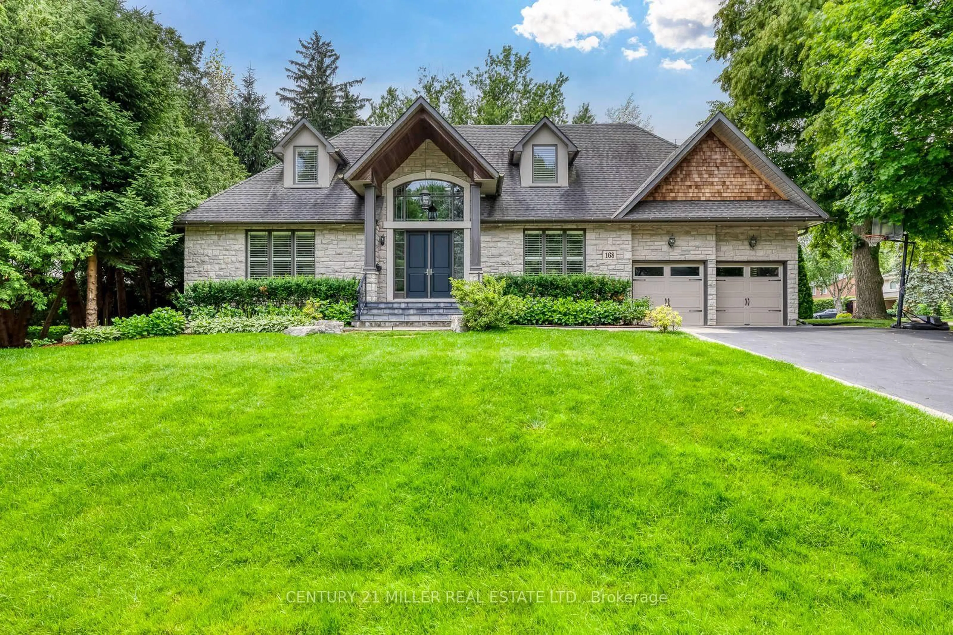 Home with brick exterior material, unknown for 168 Walby Dr, Oakville Ontario L6L 4E2