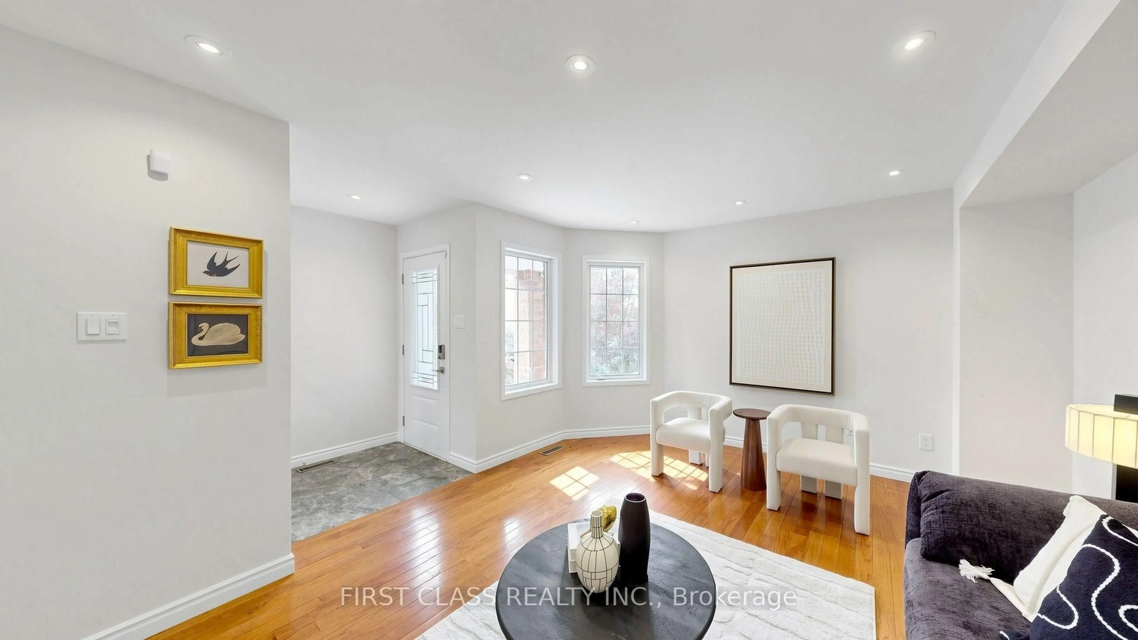 A pic of a room for 399 Stonetree Crt, Mississauga Ontario L5B 4H3
