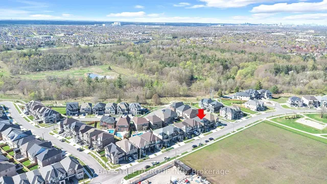 2411 Saw Whet Blvd, Oakville 3