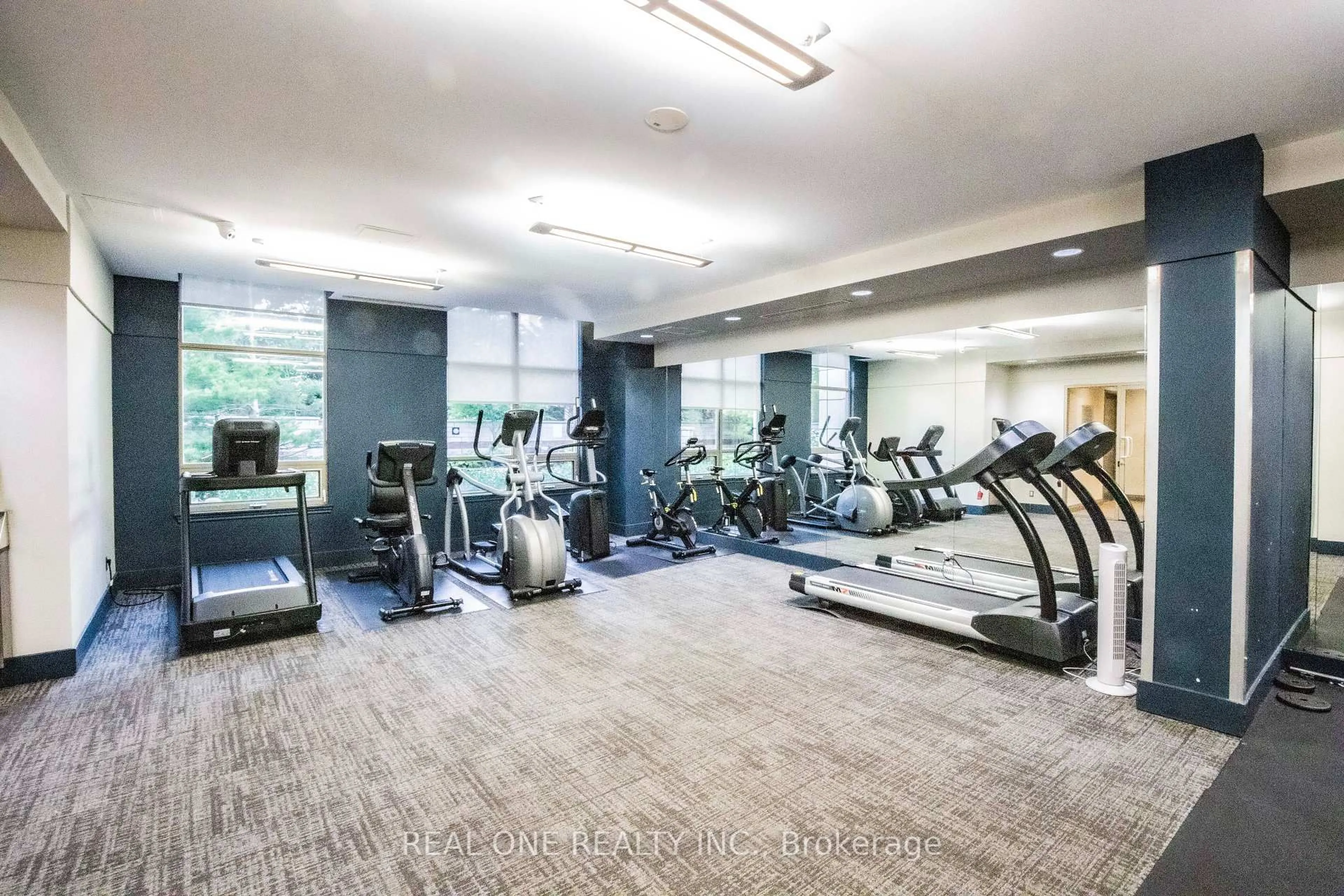 Gym or fitness room for 2379 Central Park Dr #902, Oakville Ontario L6H 0C7