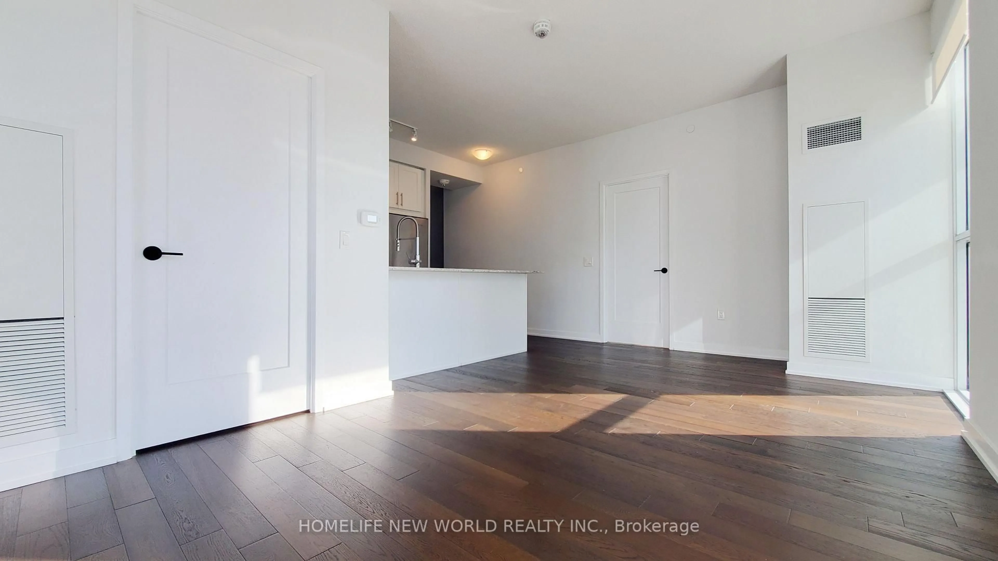 Unknown for 4055 Parkside Village Dr #2015, Mississauga Ontario L5B 0K8