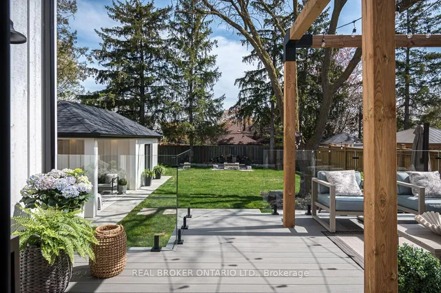 307 Martin St, Milton 2
