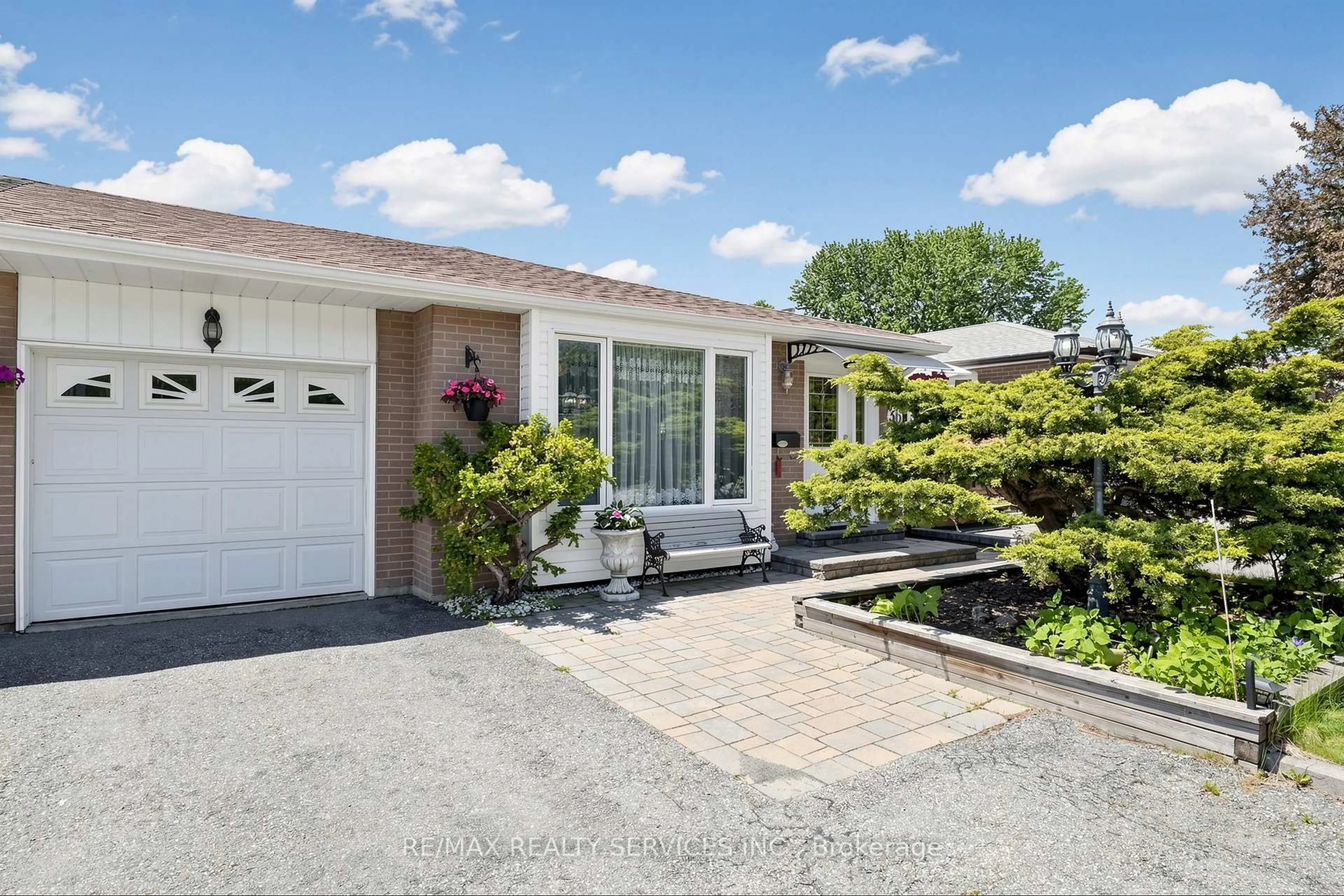 Unknown for 36 Glenvale Blvd, Brampton Ontario L6S 1J1