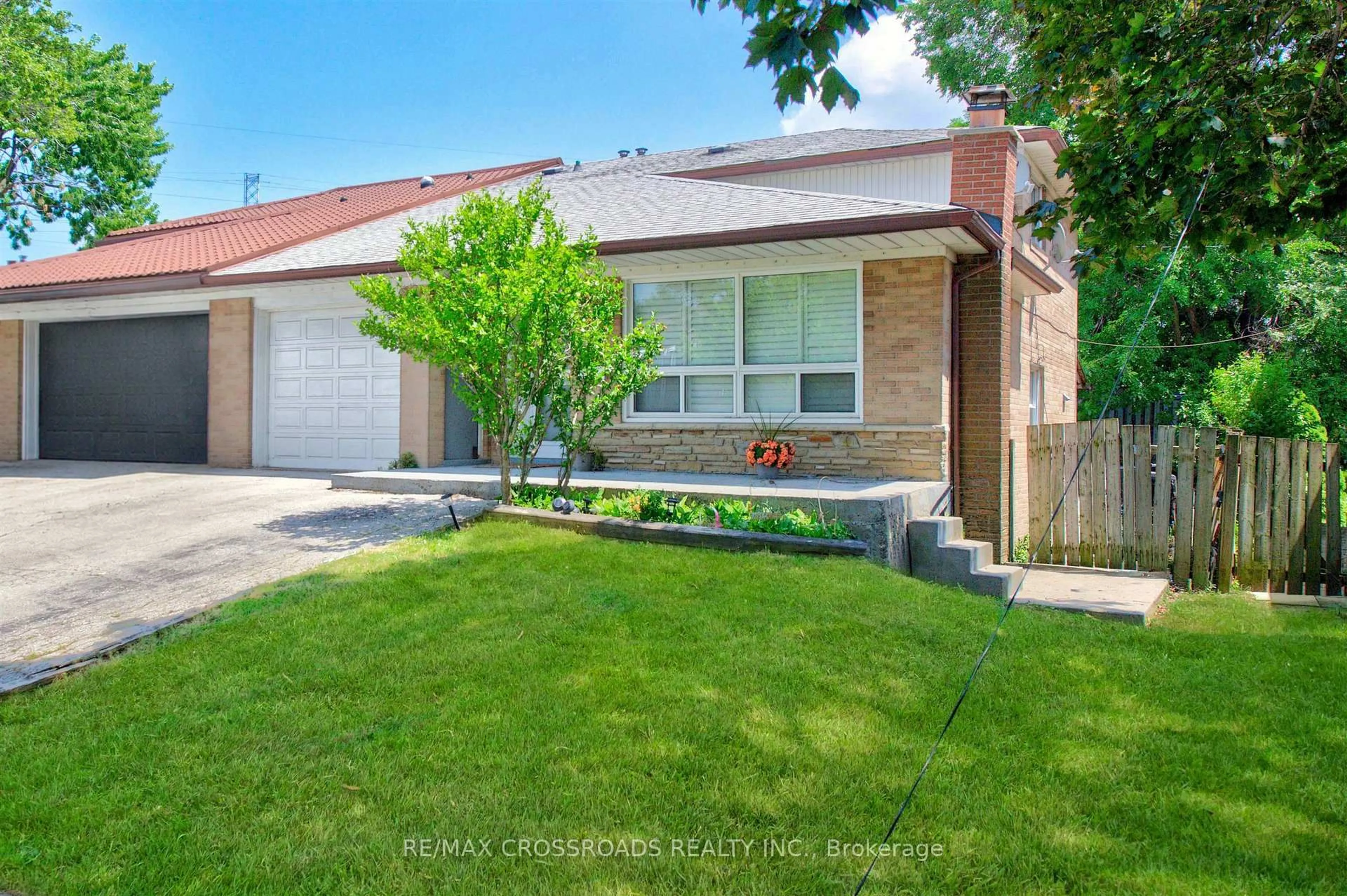 Home with brick exterior material, street for 98 Willowridge Rd, Toronto Ontario M9R 3Z4