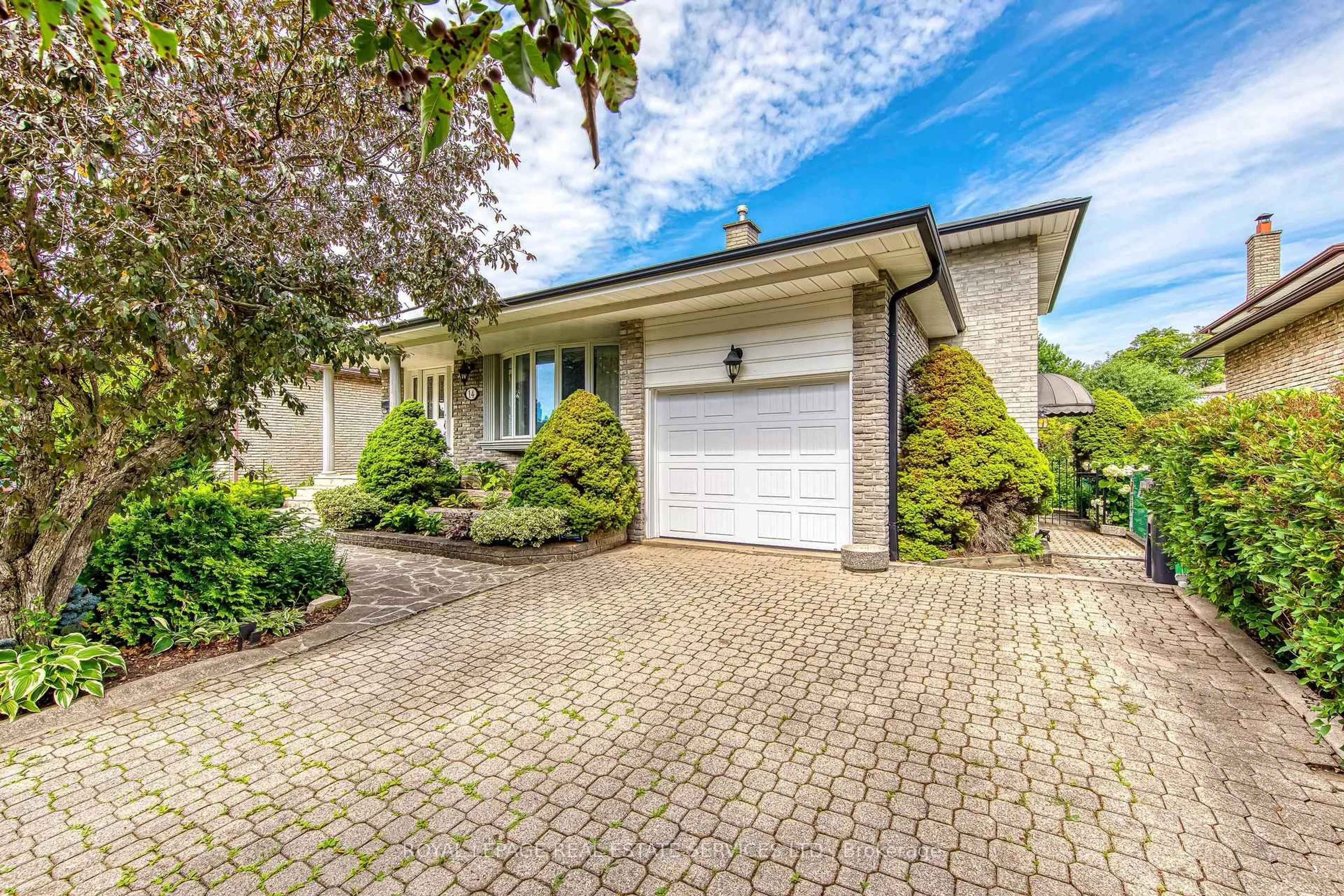 Home with brick exterior material, street for 14 Governor Grove Cres, Brampton Ontario L6Y 1A6