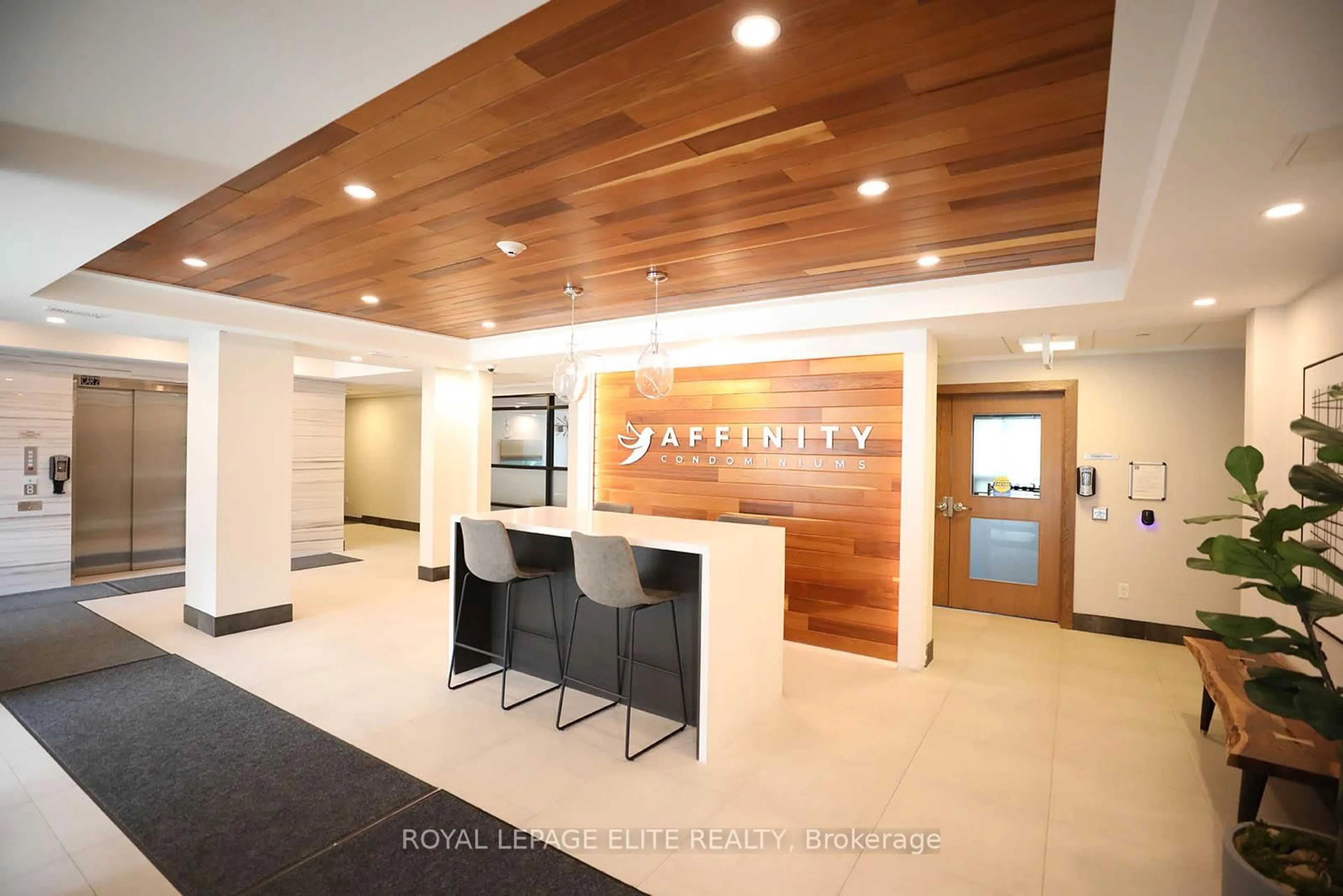 Lobby for 340 Plains Rd #303, Burlington Ontario L7T 2C8