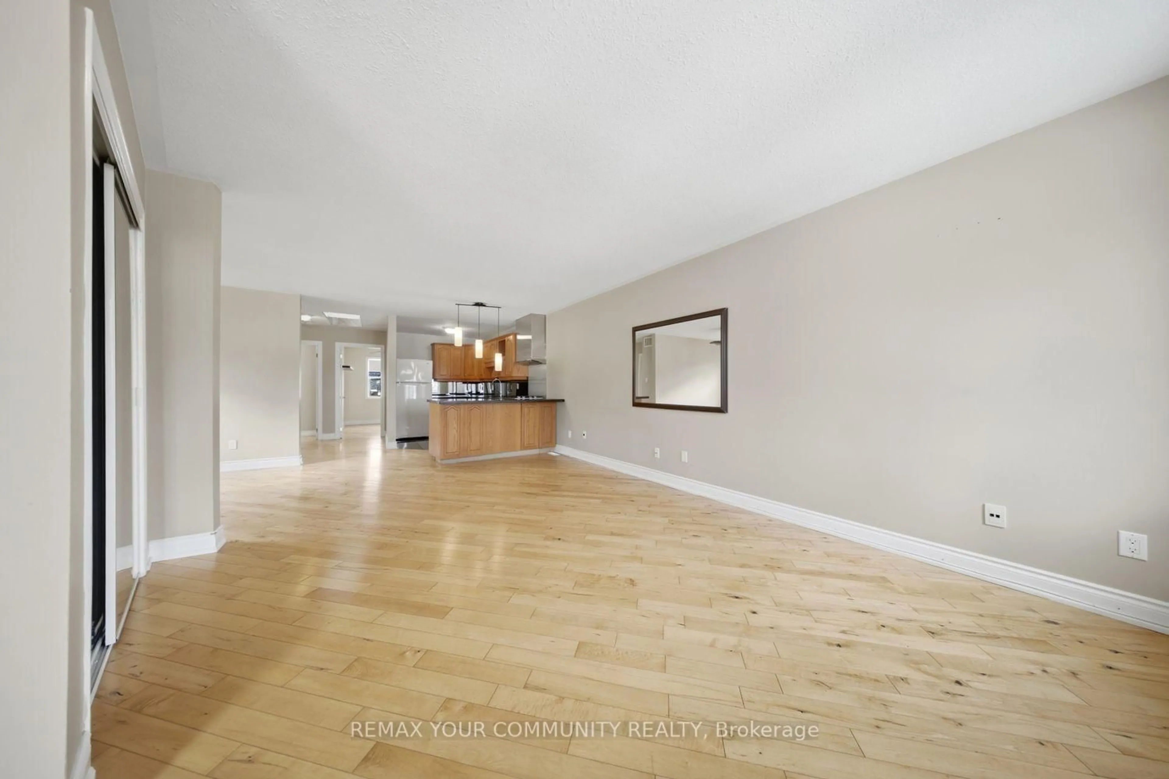 Unknown for 1500 Paddington Crt, Burlington Ontario L7M 1W7