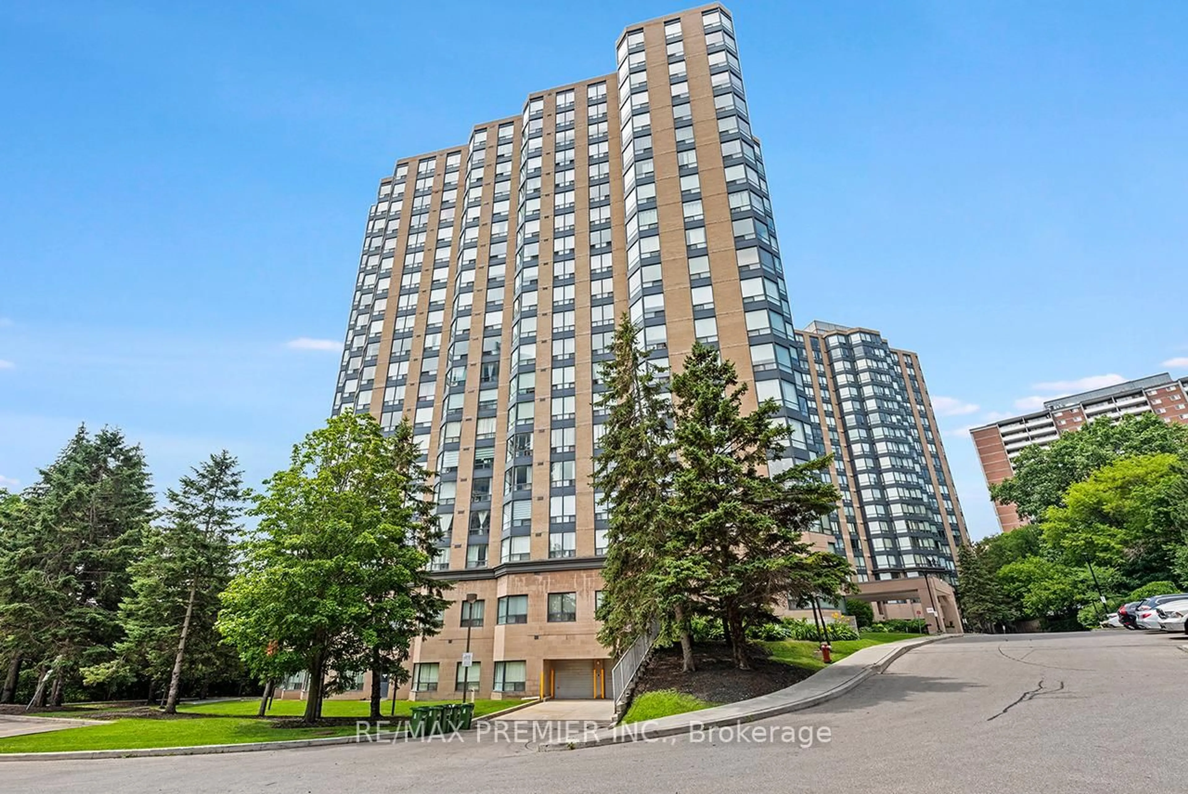 Unknown for 1 Hickory Tree Rd #1504, Toronto Ontario M9N 3W4