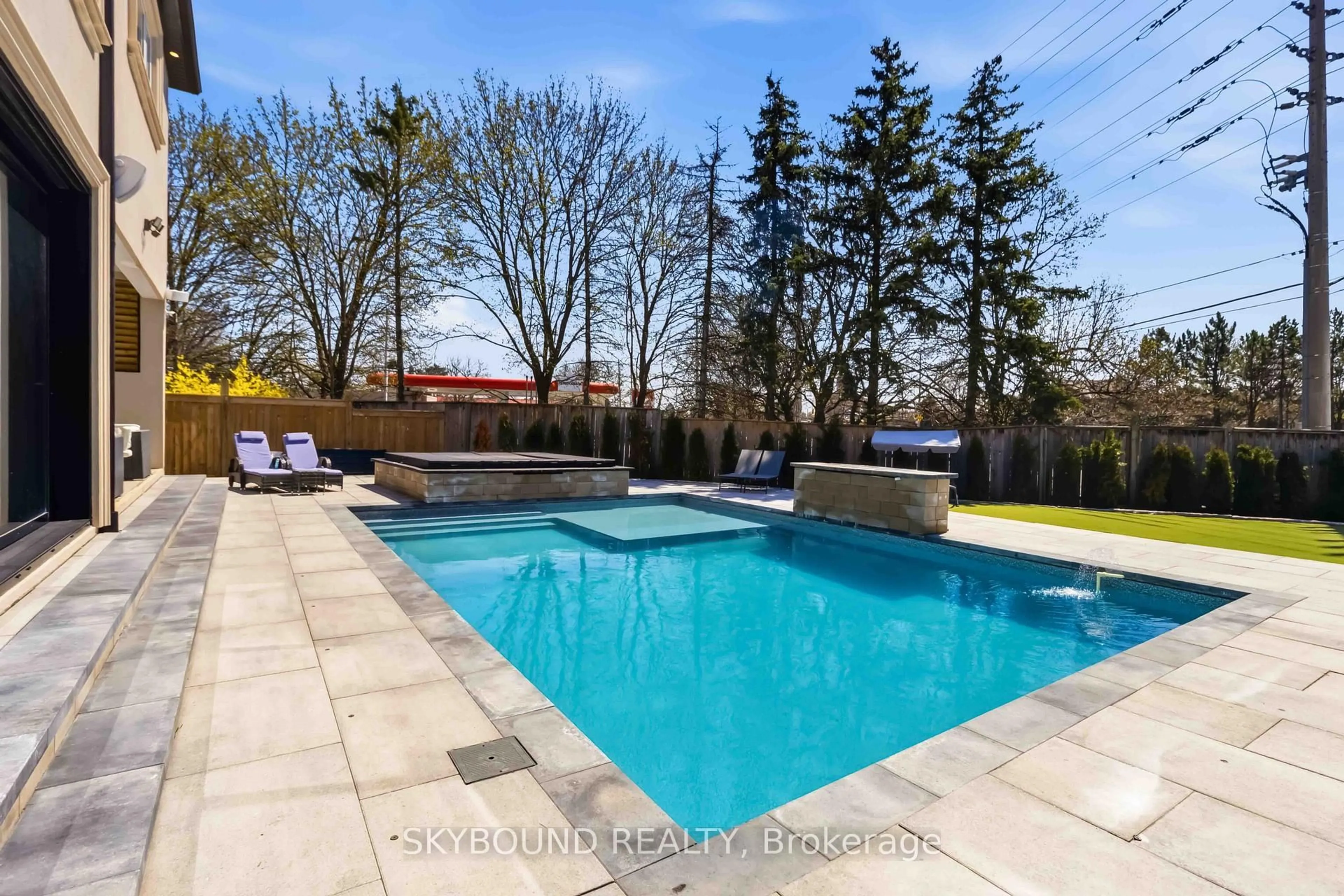Pool for 2711 Spruce Needle Crt, Mississauga Ontario L5L 1N2