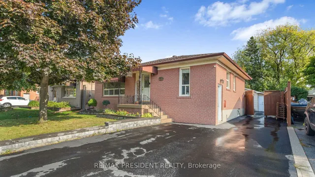 163 Prince Charles Dr, Halton Hills 2
