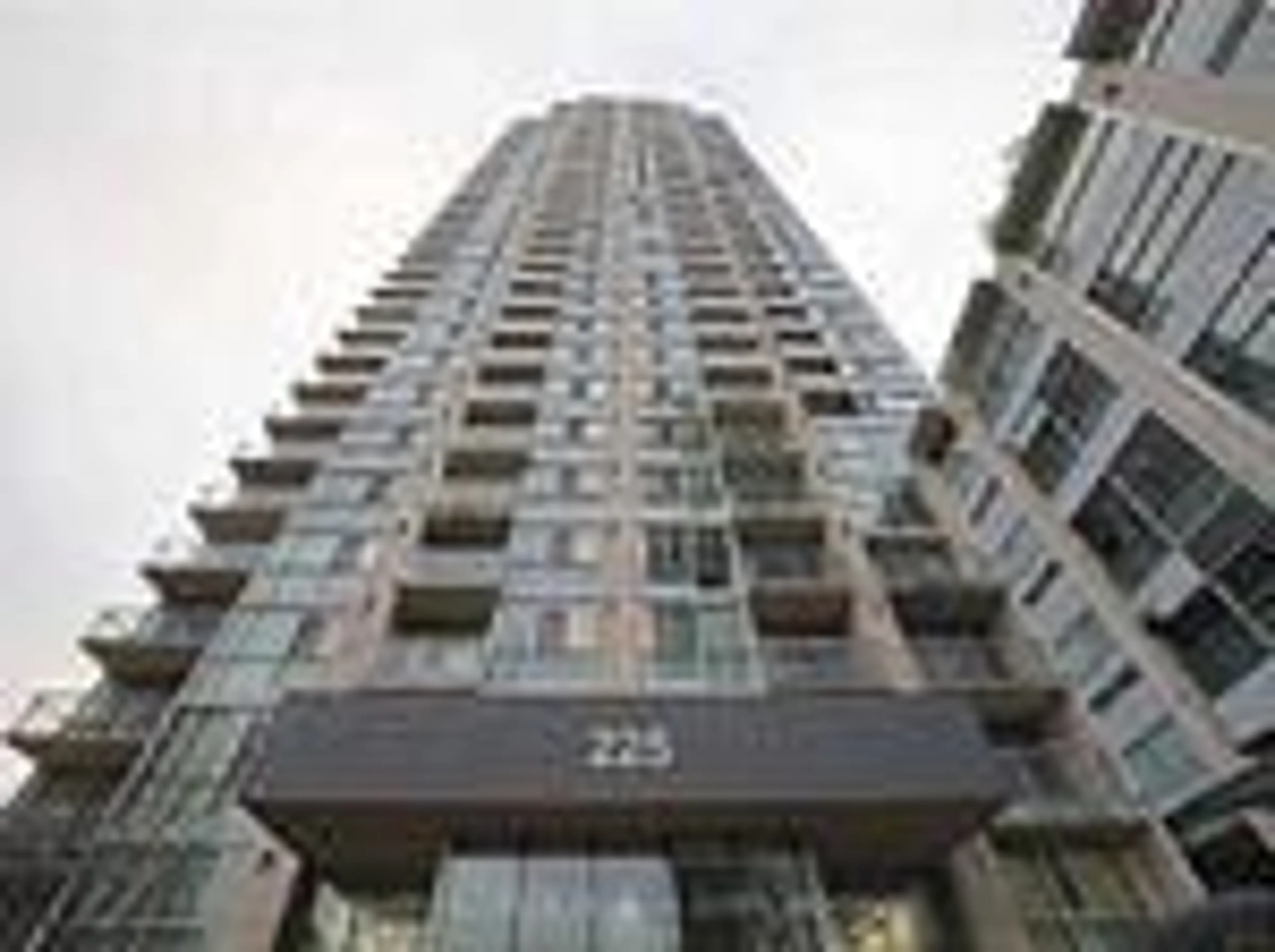 Indoor foyer for 225 Webb Dr #3410, Mississauga Ontario L5B 4P2