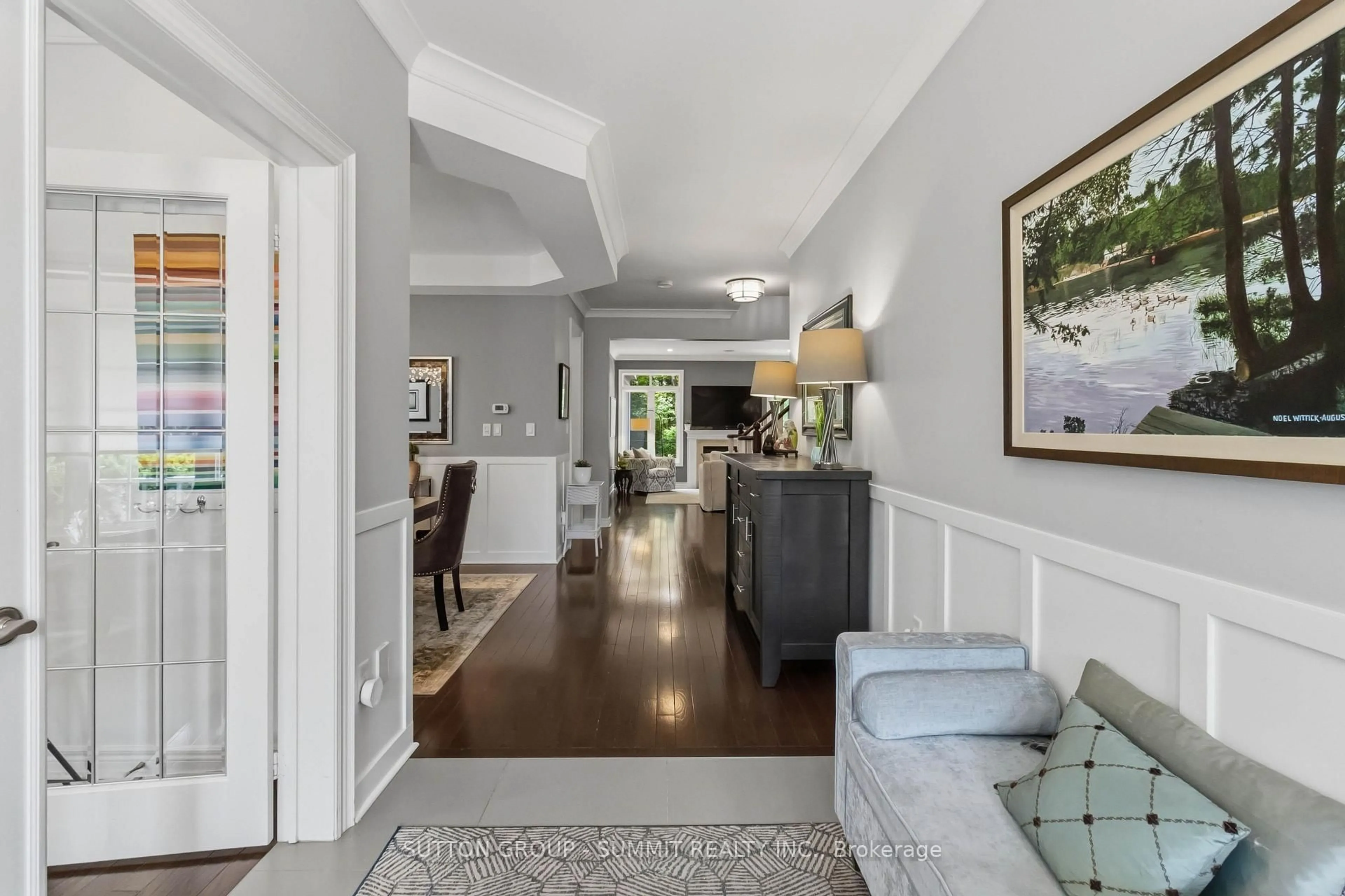 Indoor entryway for 3346 STOCKSBRIDGE Ave, Oakville Ontario L6M 0B5