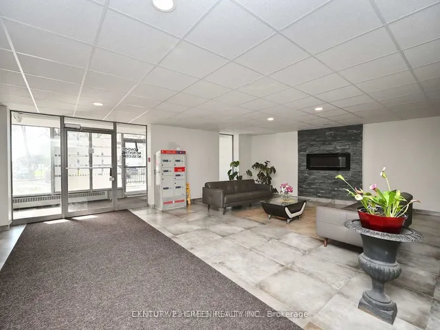 3065 Queen Frederica Dr #902, Mississauga 3