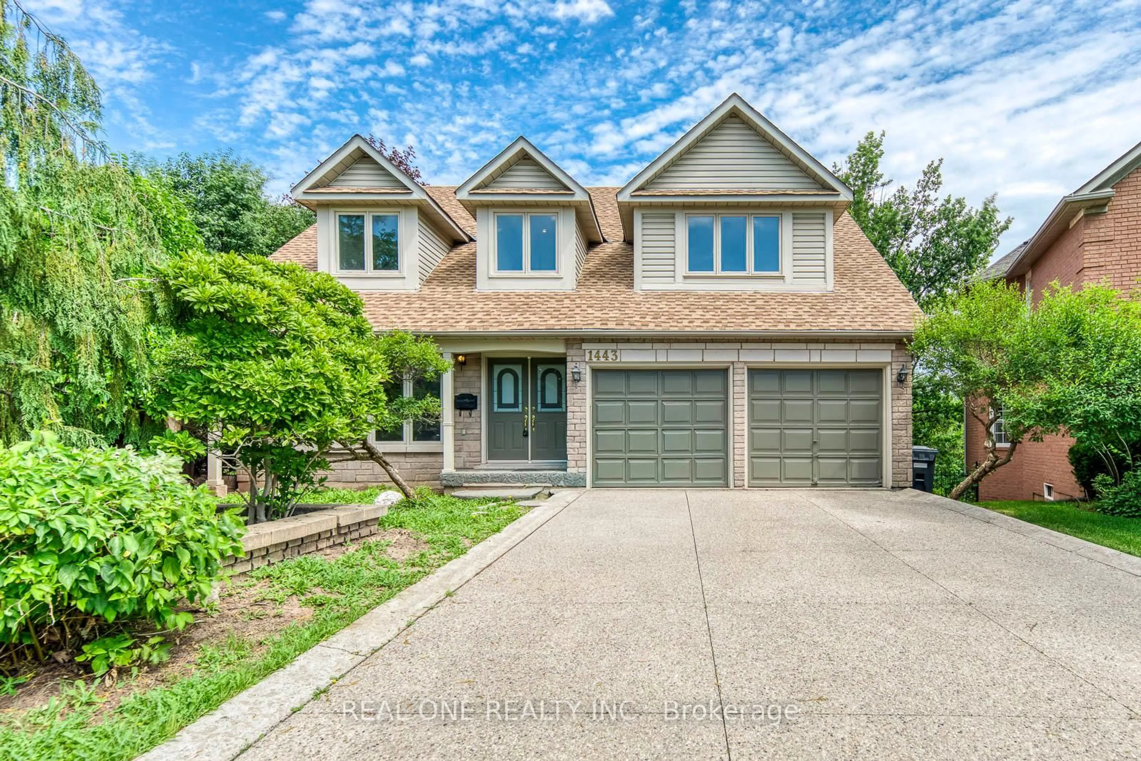Home with brick exterior material, street for 1443 Bayshire Dr, Oakville Ontario L6H 6E8