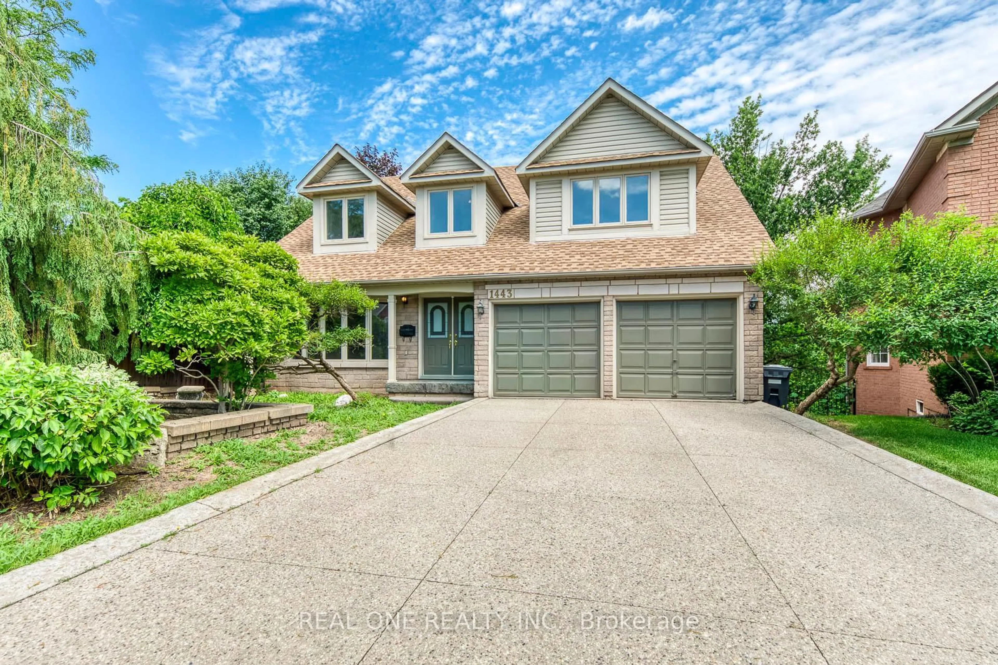 Home with brick exterior material, street for 1443 Bayshire Dr, Oakville Ontario L6H 6E8