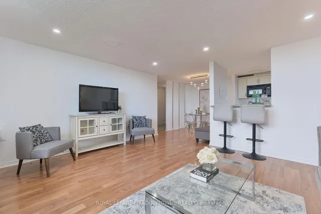 6720 Glen Erin Dr #1013, Mississauga 5