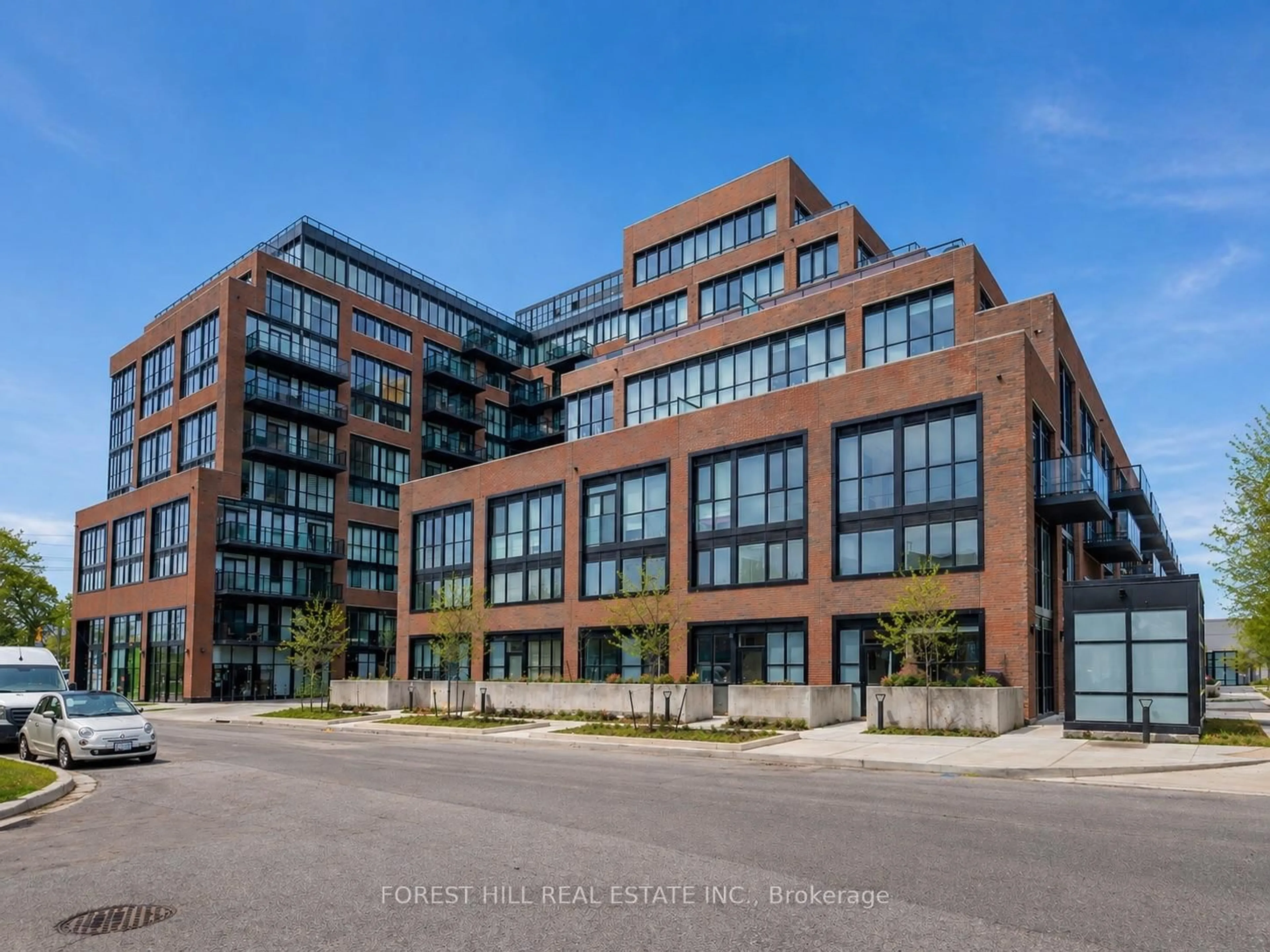 Unknown for 2300 St. Clair Ave #717, Toronto Ontario M6N 0B3
