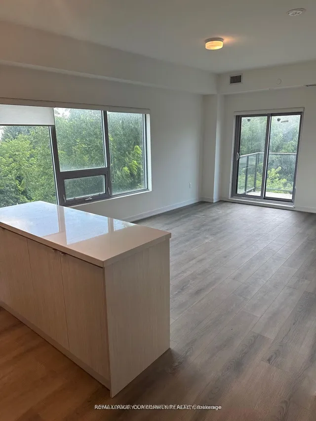 2433 Dufferin St #313, Toronto 2