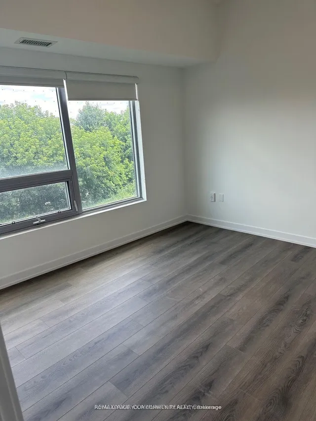 2433 Dufferin St #313, Toronto 5