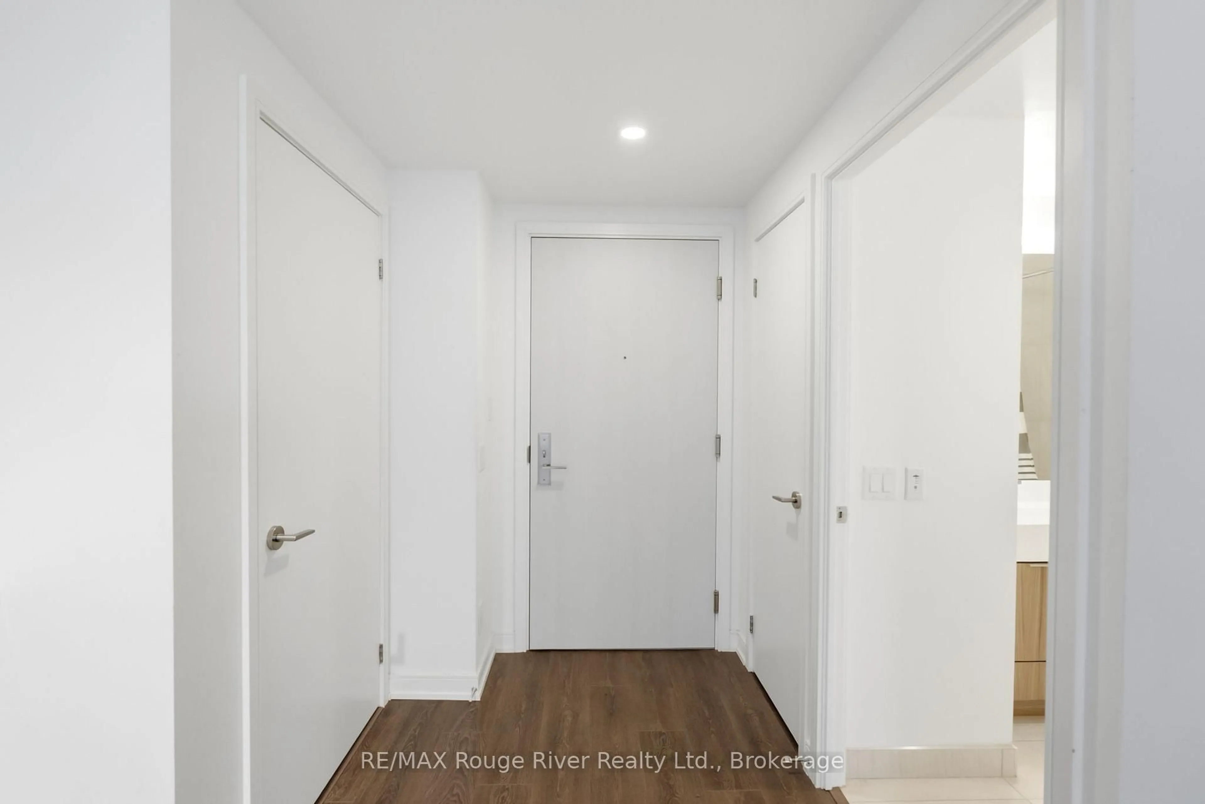 Unknown for 30 Samuel Wood Way #1005, Toronto Ontario M9B 0C9