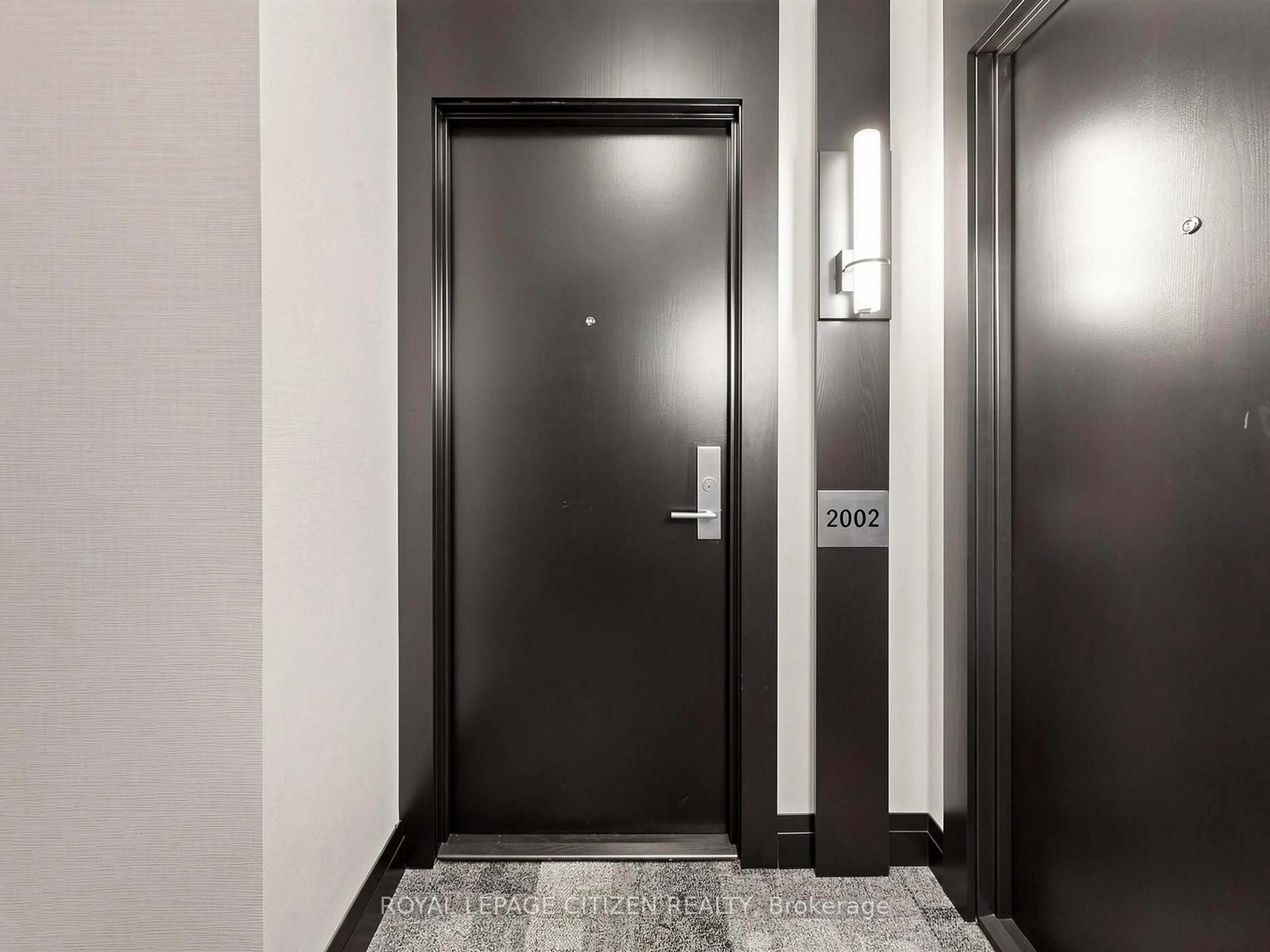 Indoor foyer for 70 Absolute Ave #2002, Mississauga Ontario L4Z 0A4