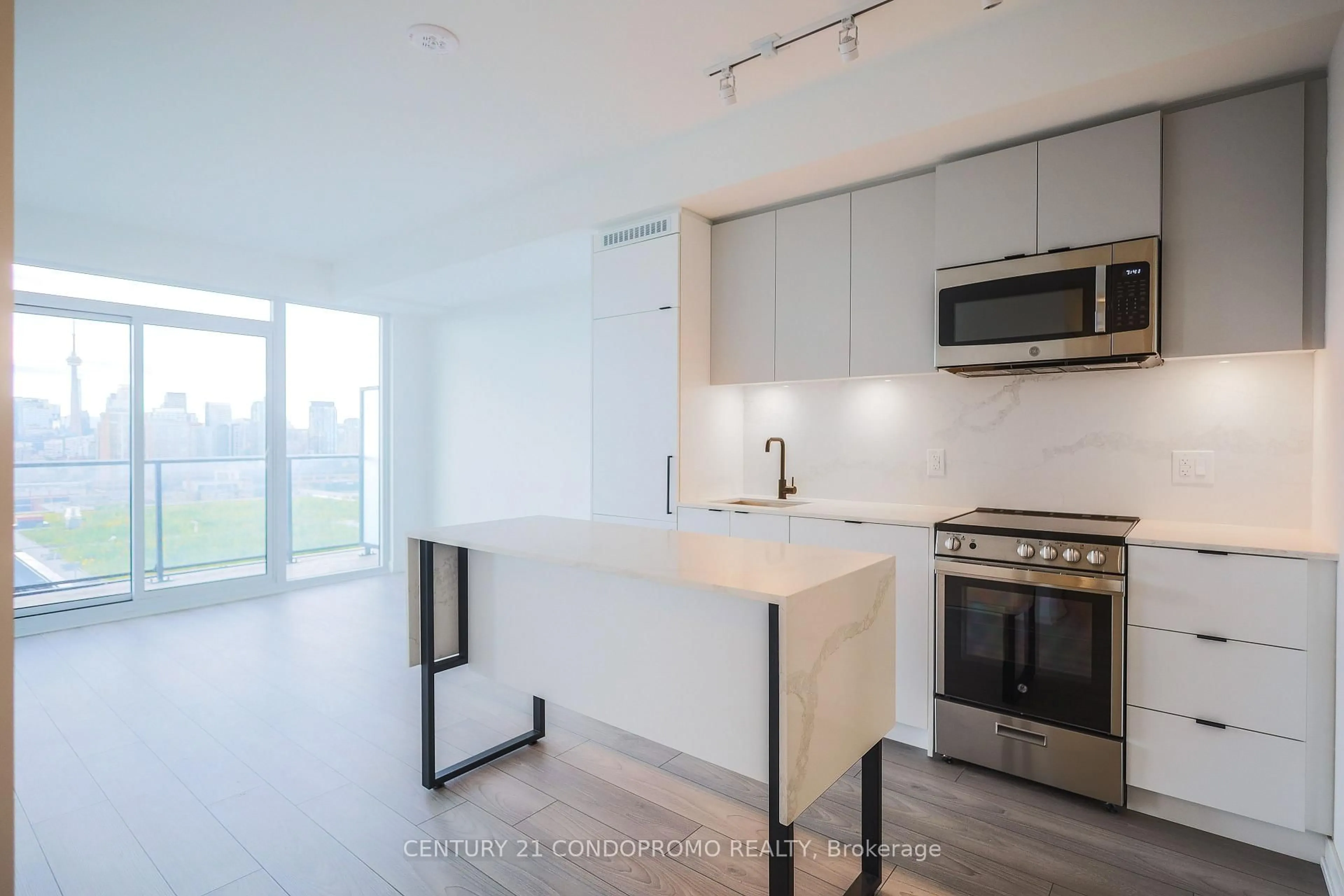Open concept kitchen, unknown for 285 Dufferin St #1511, Toronto Ontario M6K 0J2