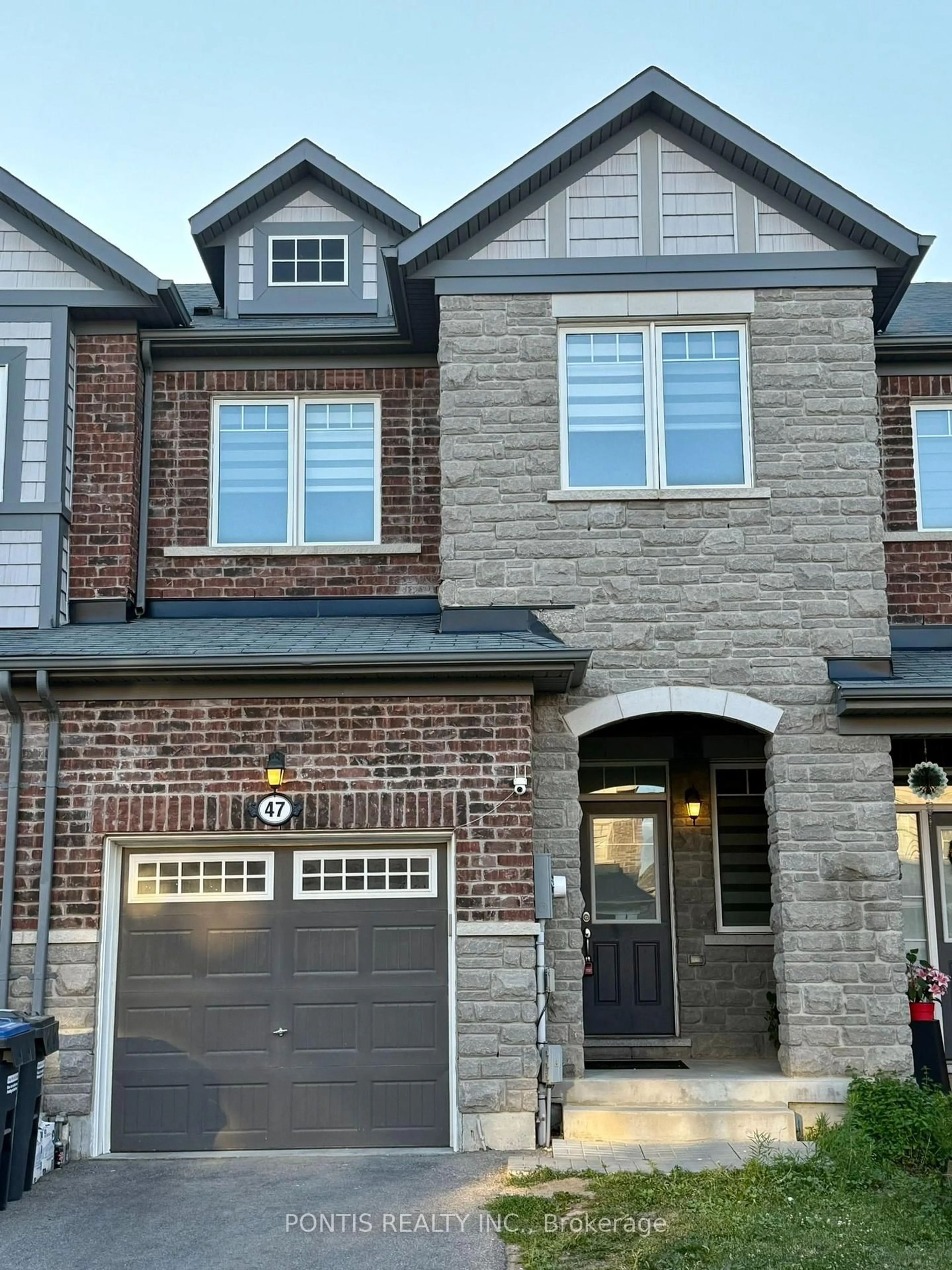 Home with brick exterior material, street for 47 Phyllis Dr, Caledon Ontario L7C 4E2