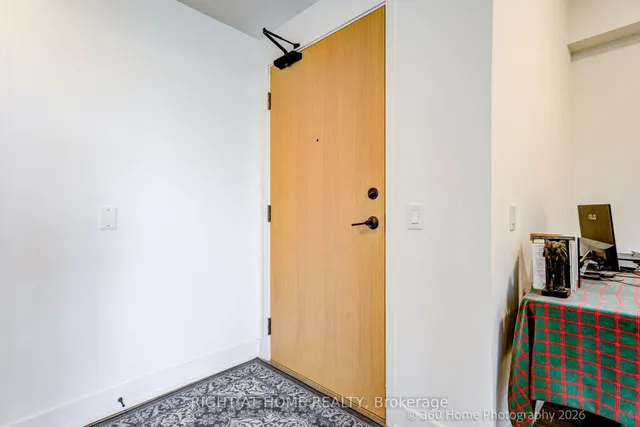 202 Burnhamthorpe Rd #505, Mississauga 5
