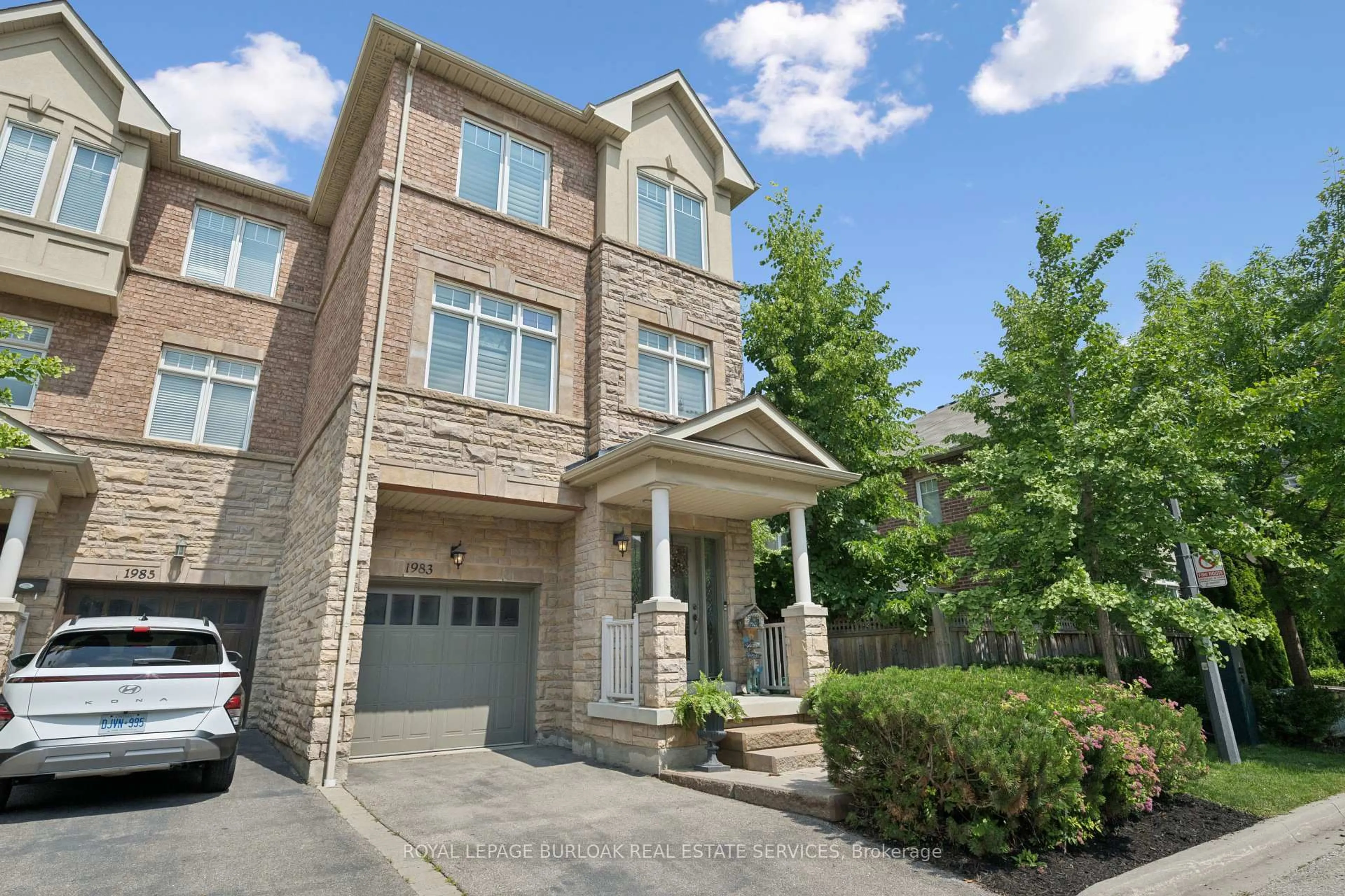 Home with brick exterior material, street for 1983 Rackus Cres, Mississauga Ontario L5J 0A6