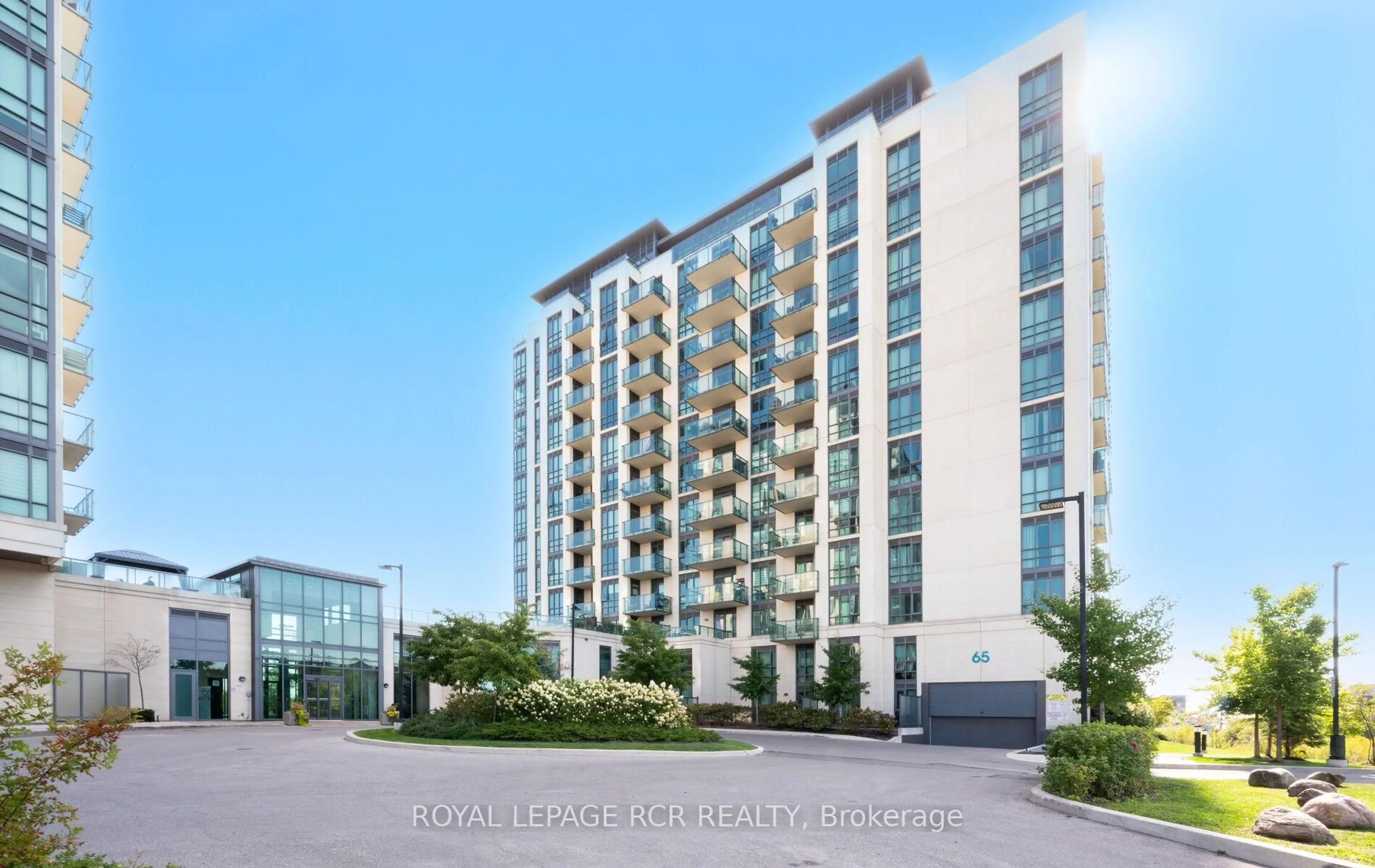 A pic from outside/outdoor area/front of a property/back of a property/a pic from drone, building for 65 Yorkland Blvd #107, Brampton Ontario L4C 9Z4