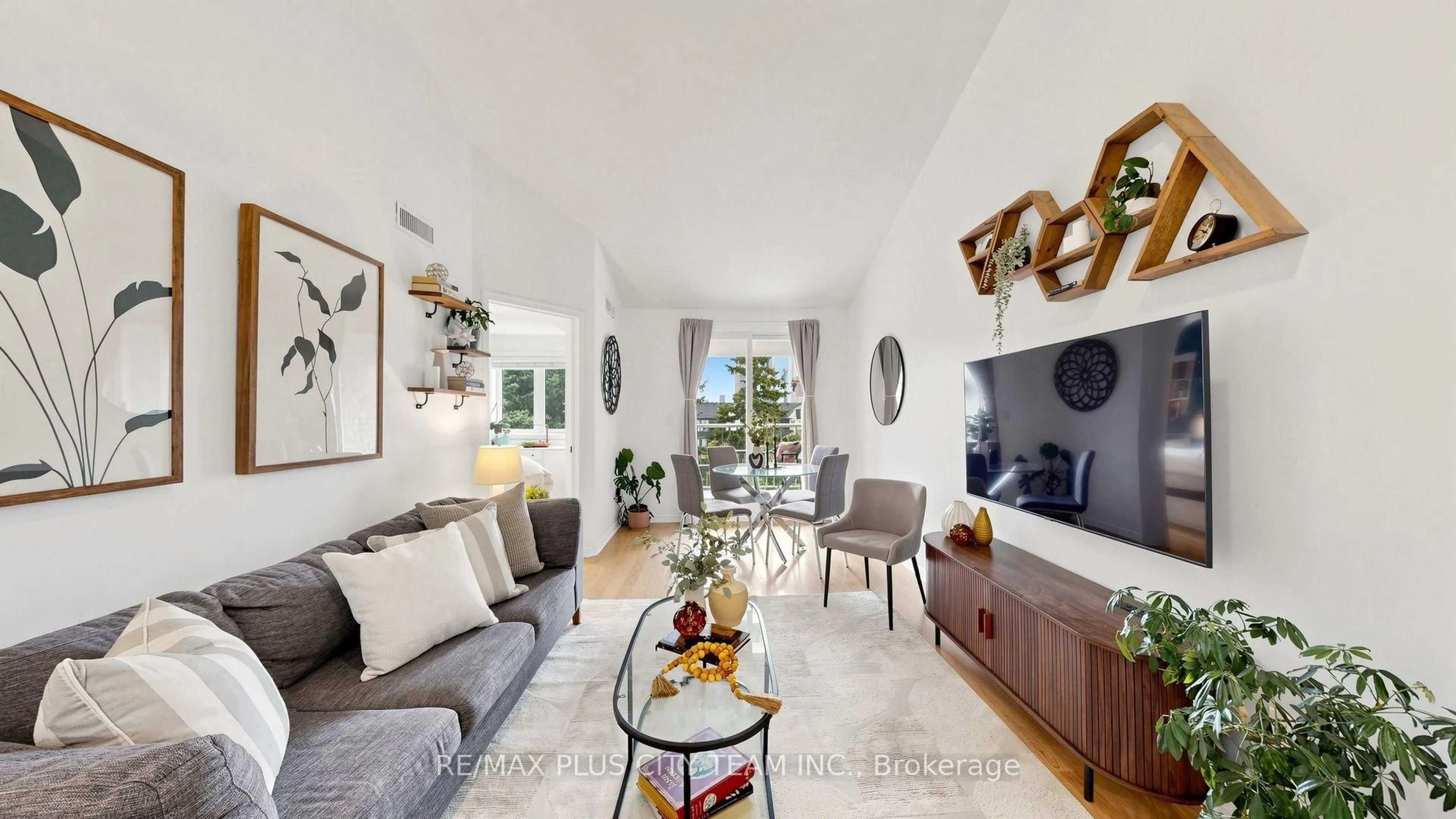 Living room with furniture, unknown for 55 Bristol Rd #111, Mississauga Ontario L4Z 3N9