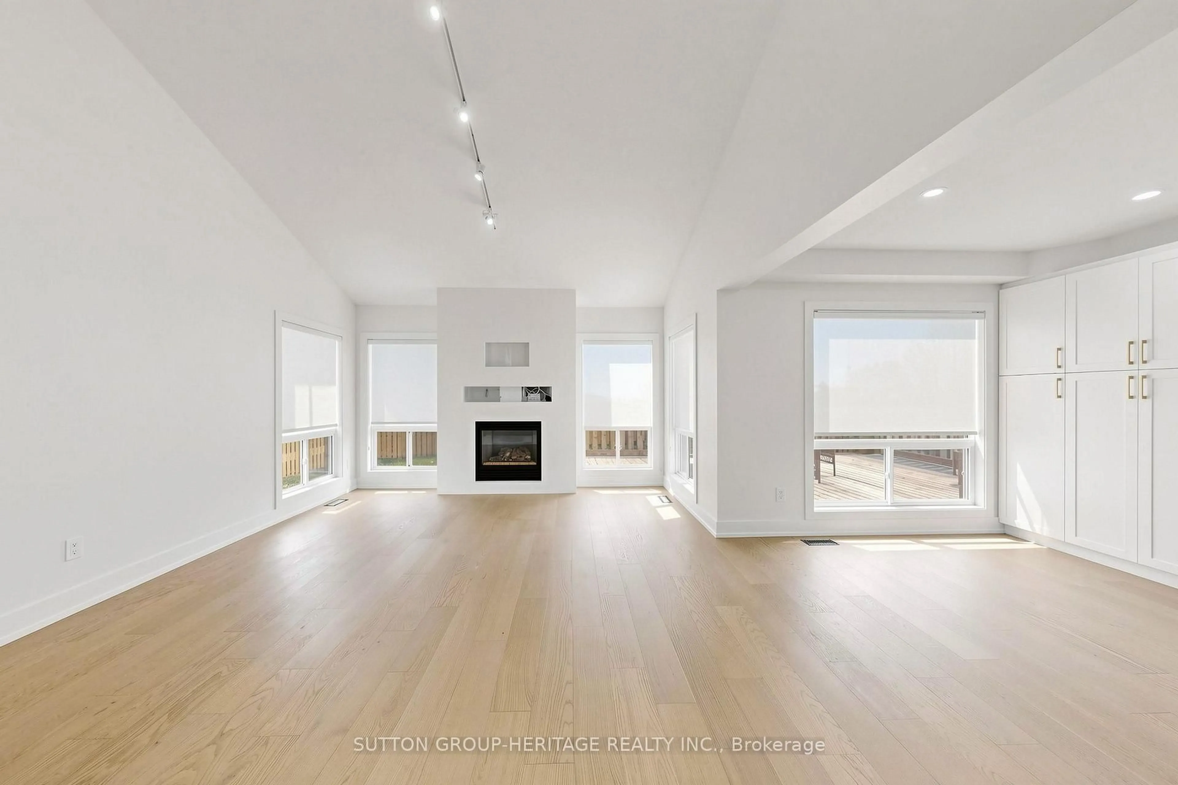 A pic of a room for 1 Sherwood St, Orangeville Ontario L9W 5A5