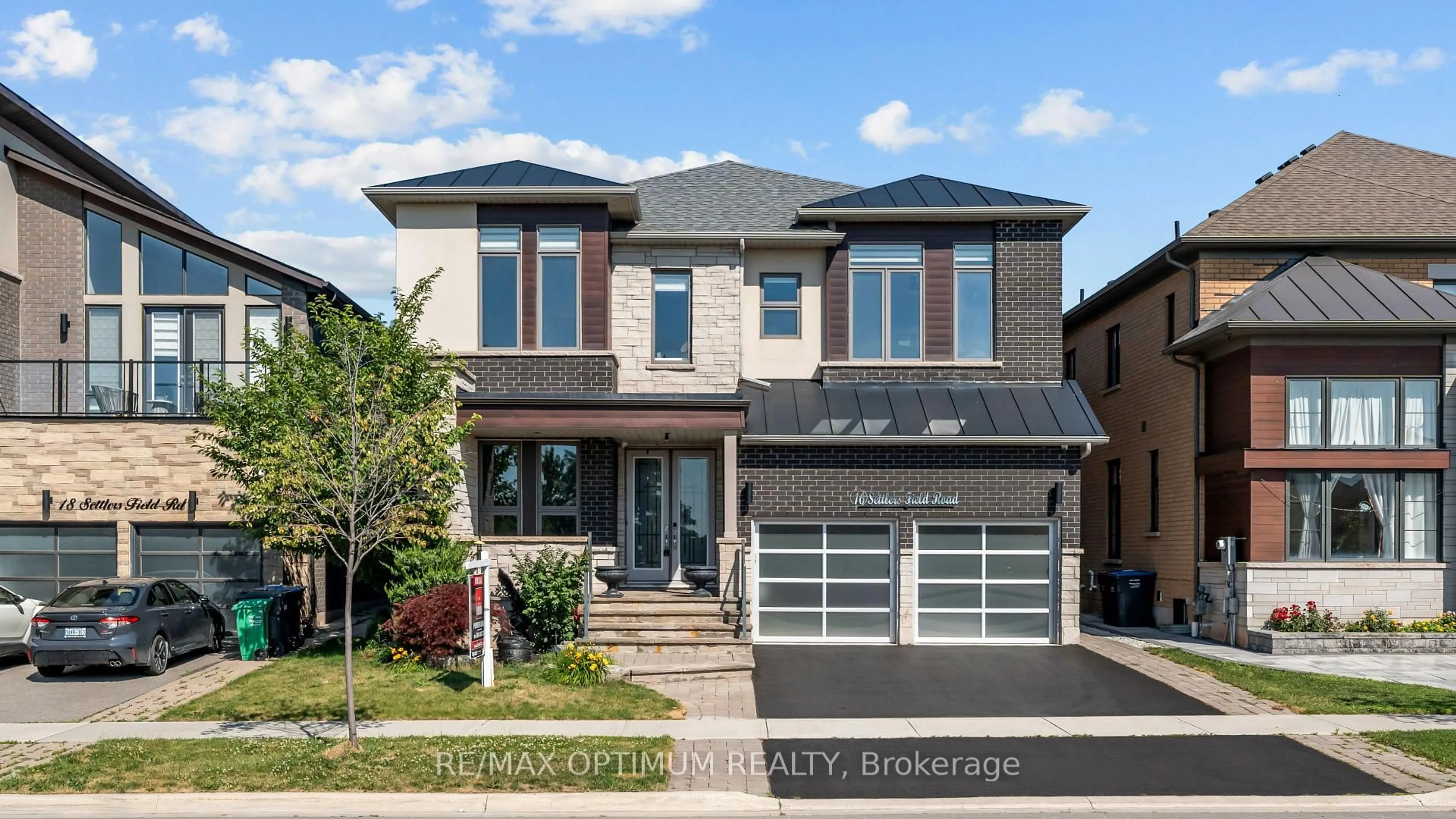 Home with brick exterior material, street for 16 Settlers Field Rd, Brampton Ontario L6X 5P2