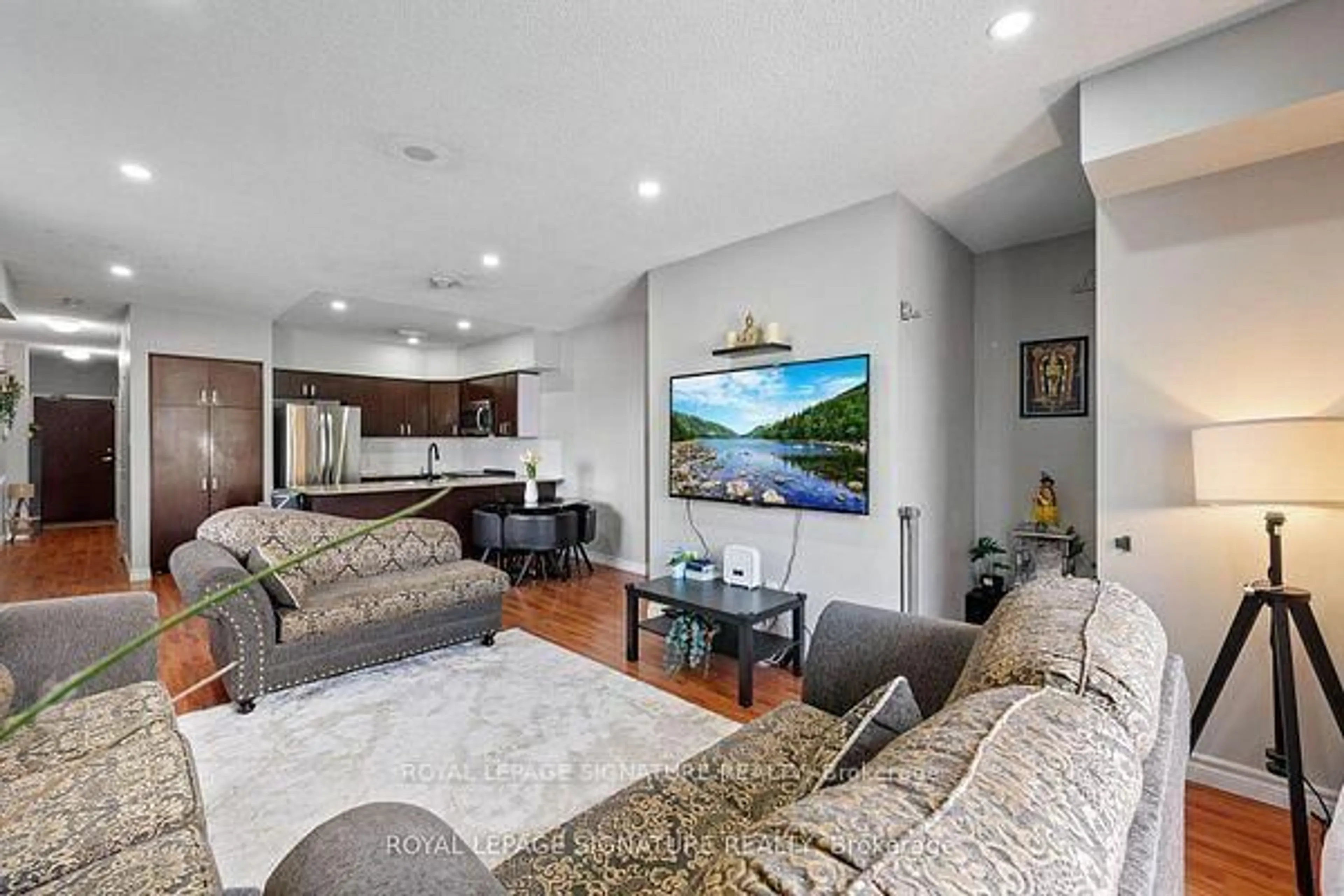 Living room with furniture, unknown for 7405 Goreway Dr #104, Mississauga Ontario L4T 0A3