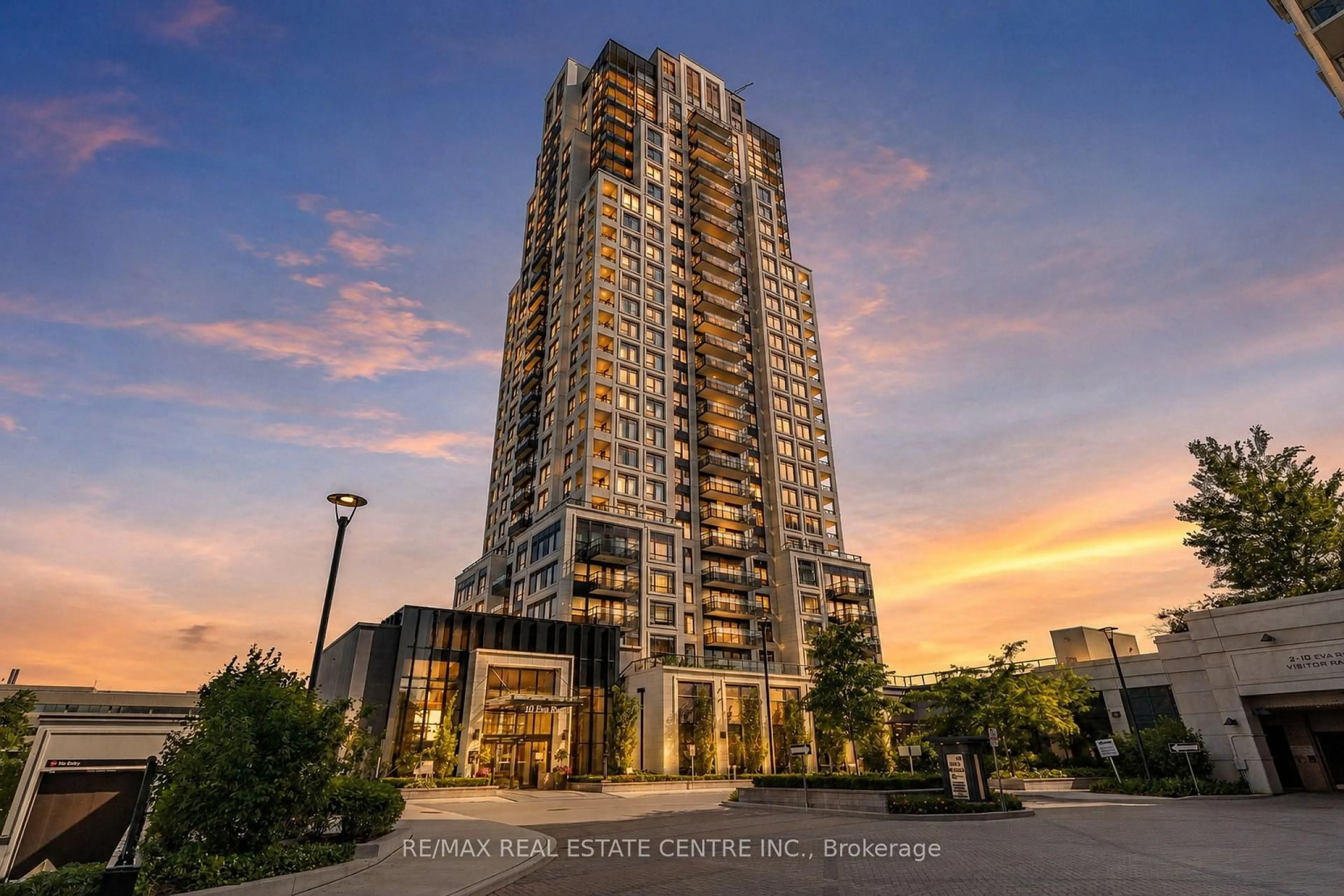Indoor foyer for 10 Eva Rd #ph01, Toronto Ontario M9C 0B3