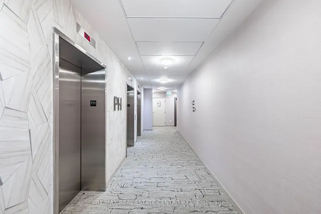 10 Eva Rd #ph01, Toronto 2