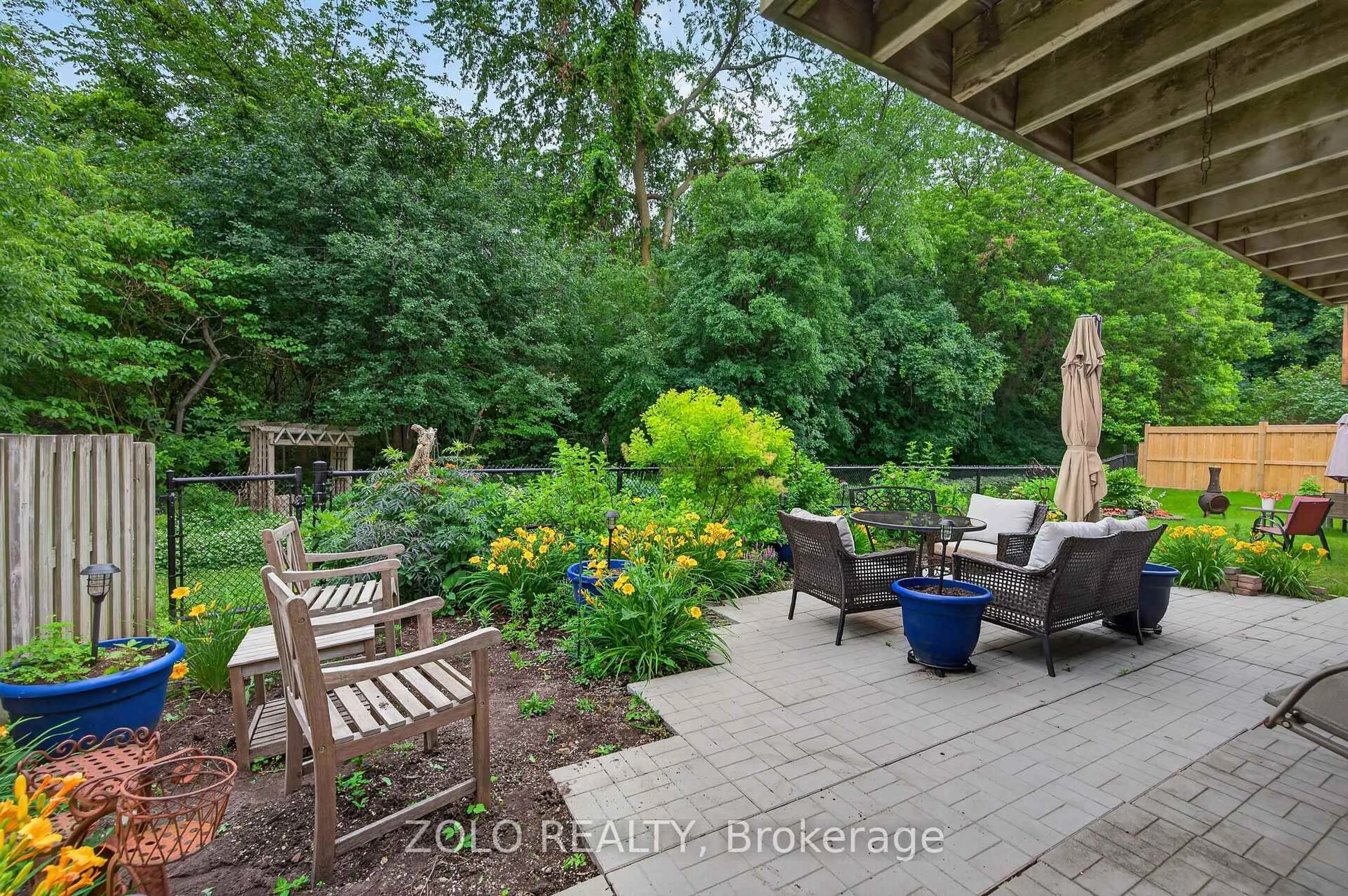 Patio, water/lake/river/ocean view for 17 Pinellas Dr, Brampton Ontario L6Z 3C1