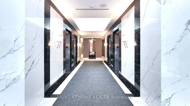 45 Kingsbridge Garden Circ #2105, Mississauga 4