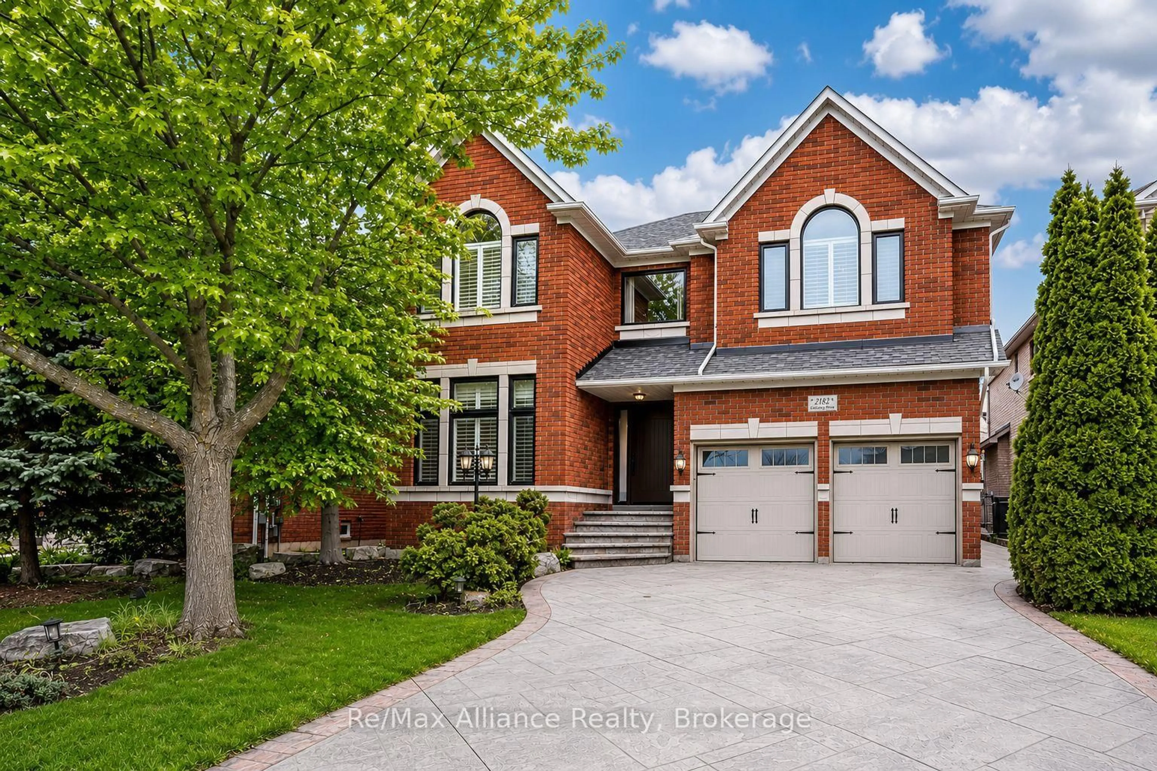 Home with brick exterior material, street for 2182 Galloway Dr, Oakville Ontario L6H 6T4