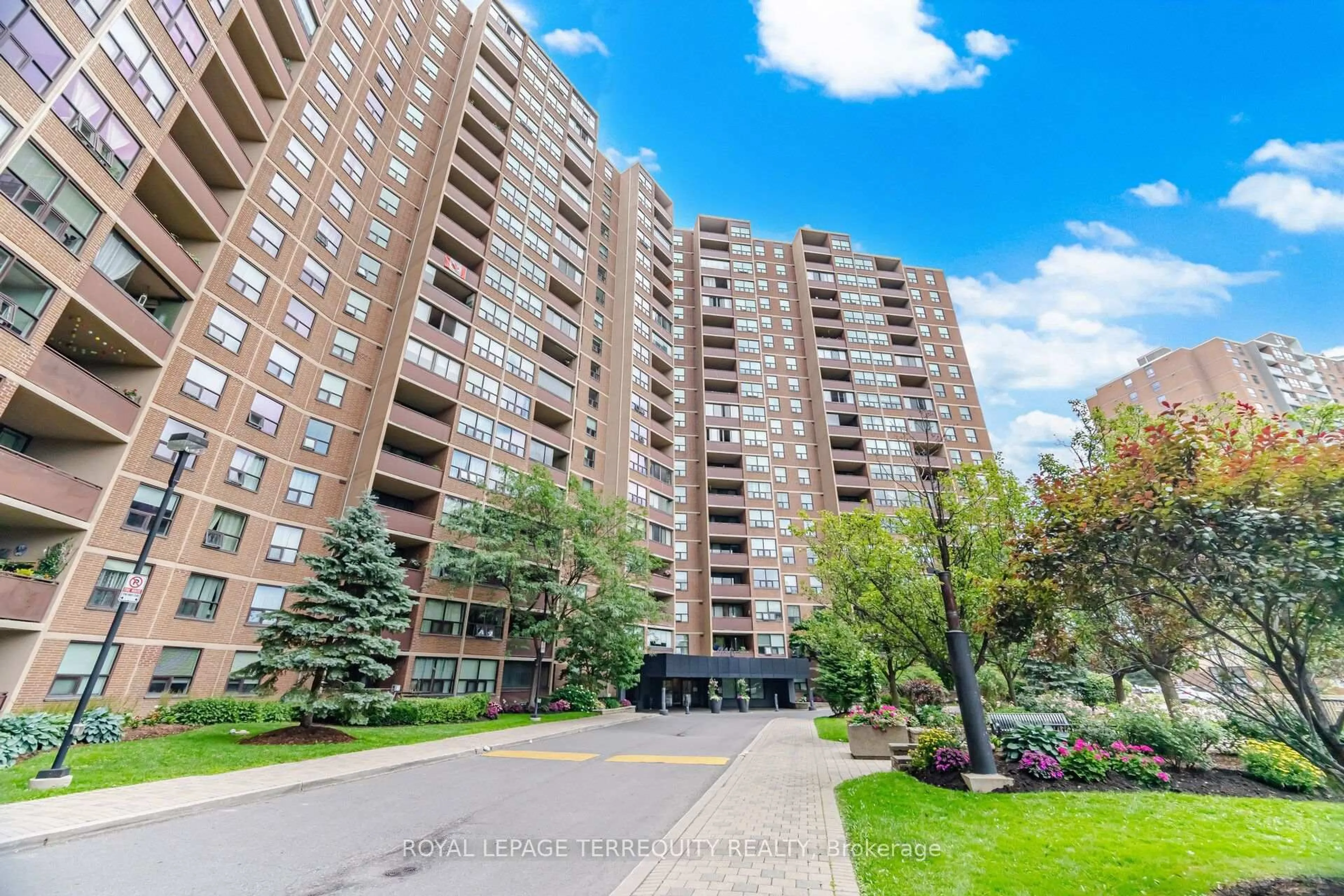 A pic from outside/outdoor area/front of a property/back of a property/a pic from drone, unknown for 716 The West Mall #1504, Toronto Ontario M9C 4X6