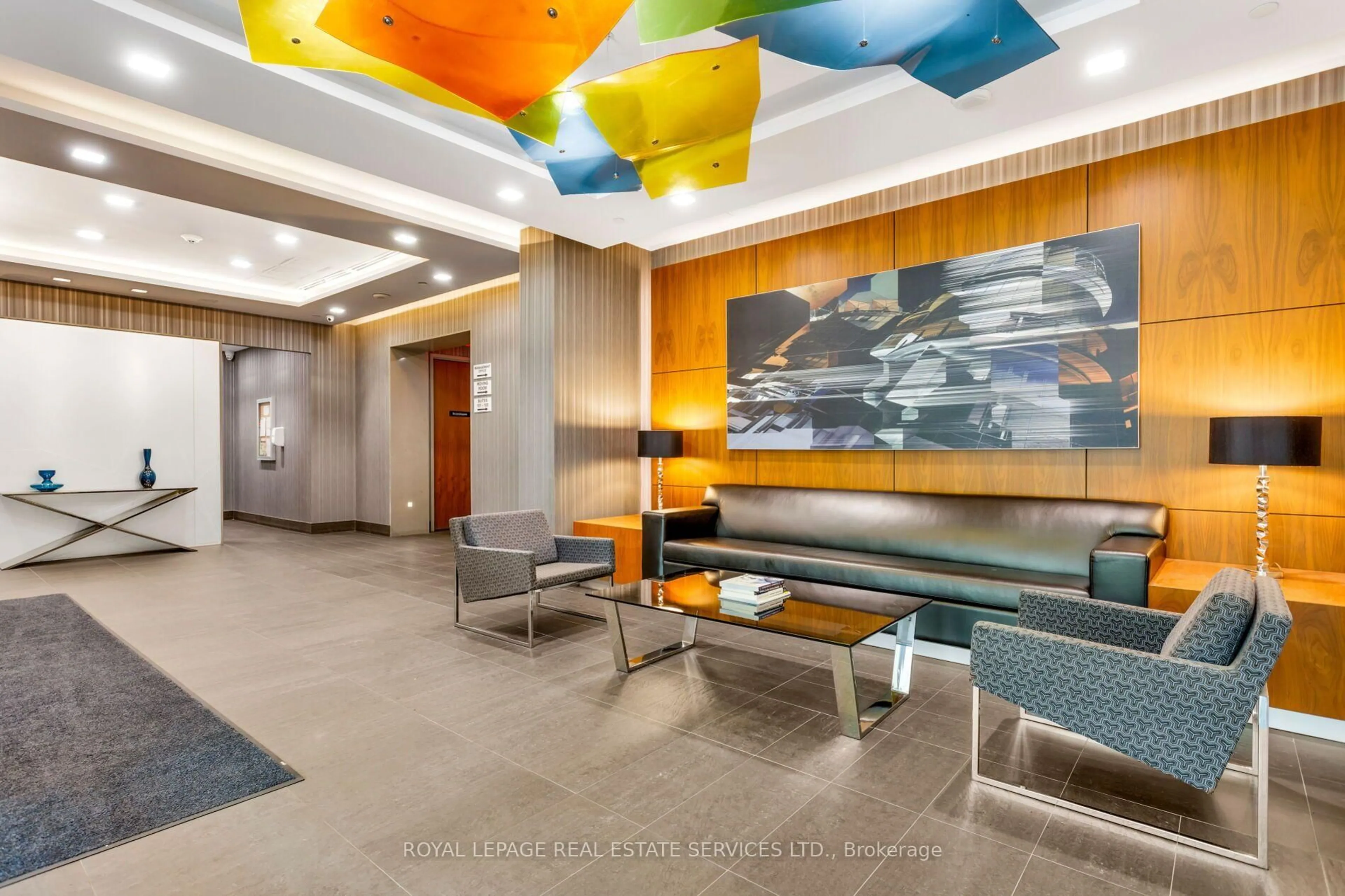 Lobby for 8 Fieldway Rd #414, Toronto Ontario M8Z 3L1